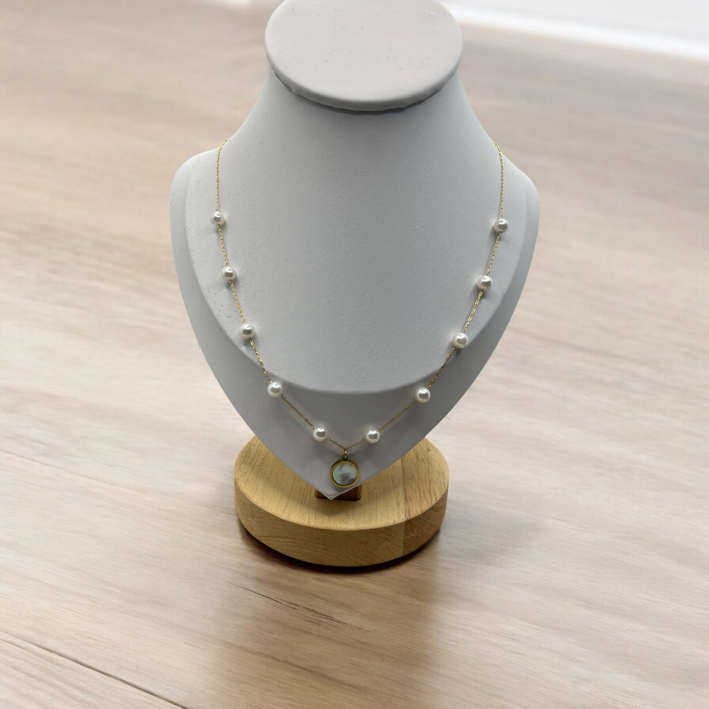 Collier chaine fine de perles Tendance avec pendentif - Elégance - Acier inoxydable doré ou argenté