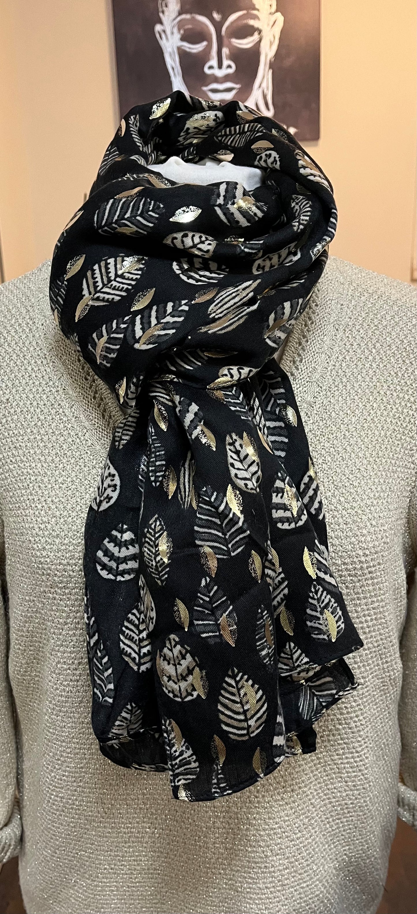 Foulard chic et doux Femme de couleur Noir et doré