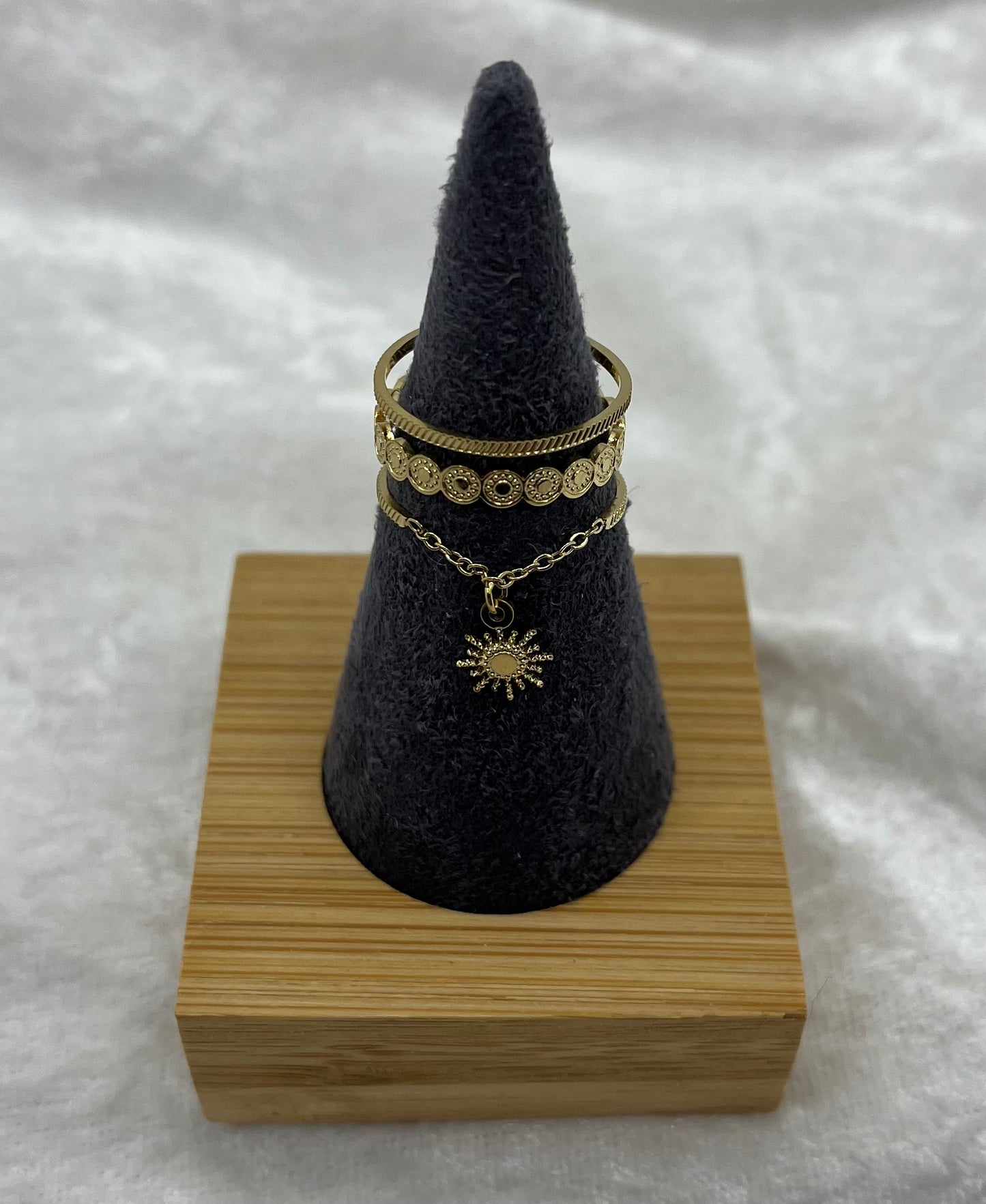Bague en Acier inoxydable ajustable une chaine orné d'un pendentif soleil - Doré
