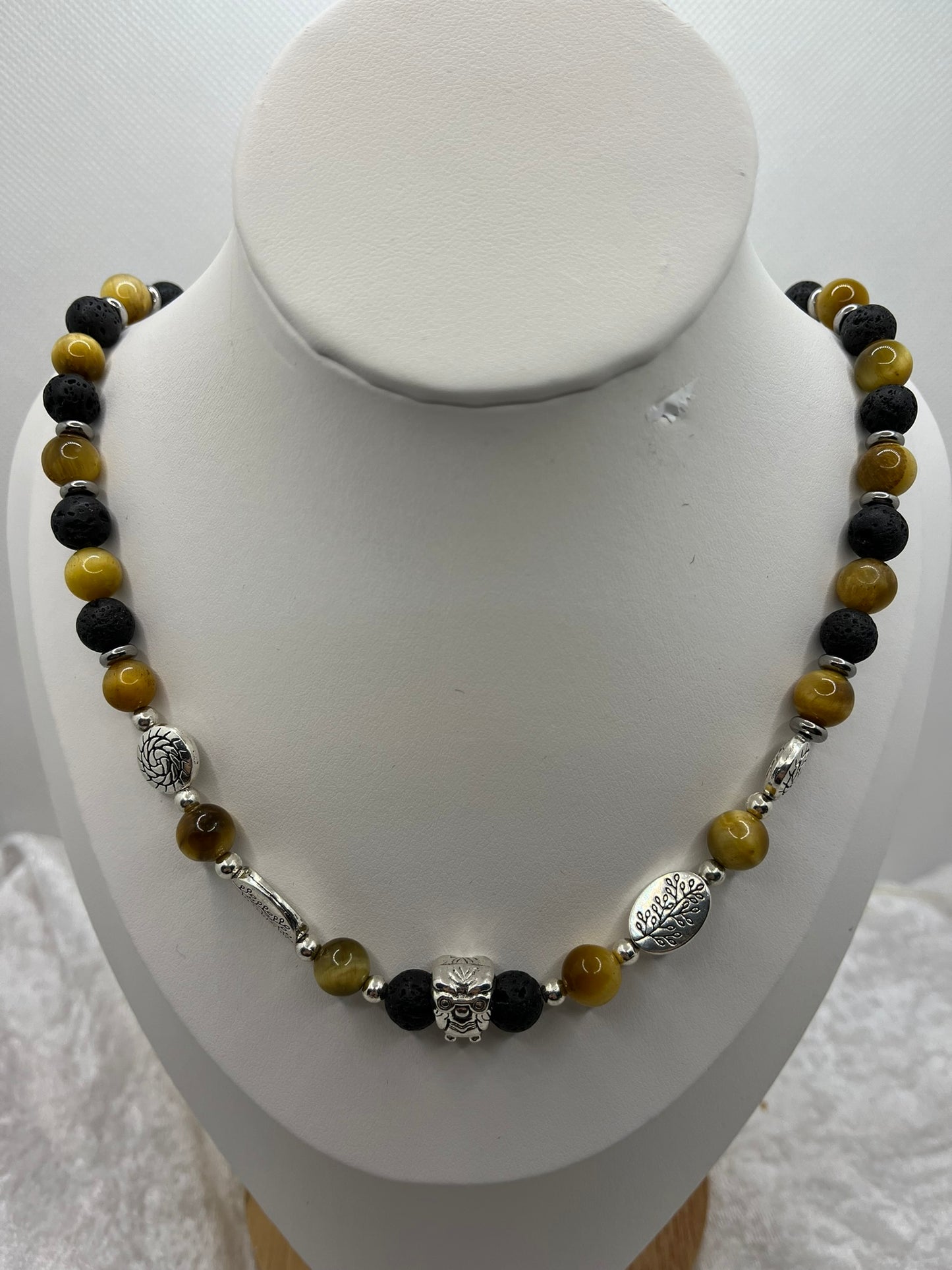 Collier en Pierre Naturelle - Oeil de Chat et Pierre de Lave - Fait Main
