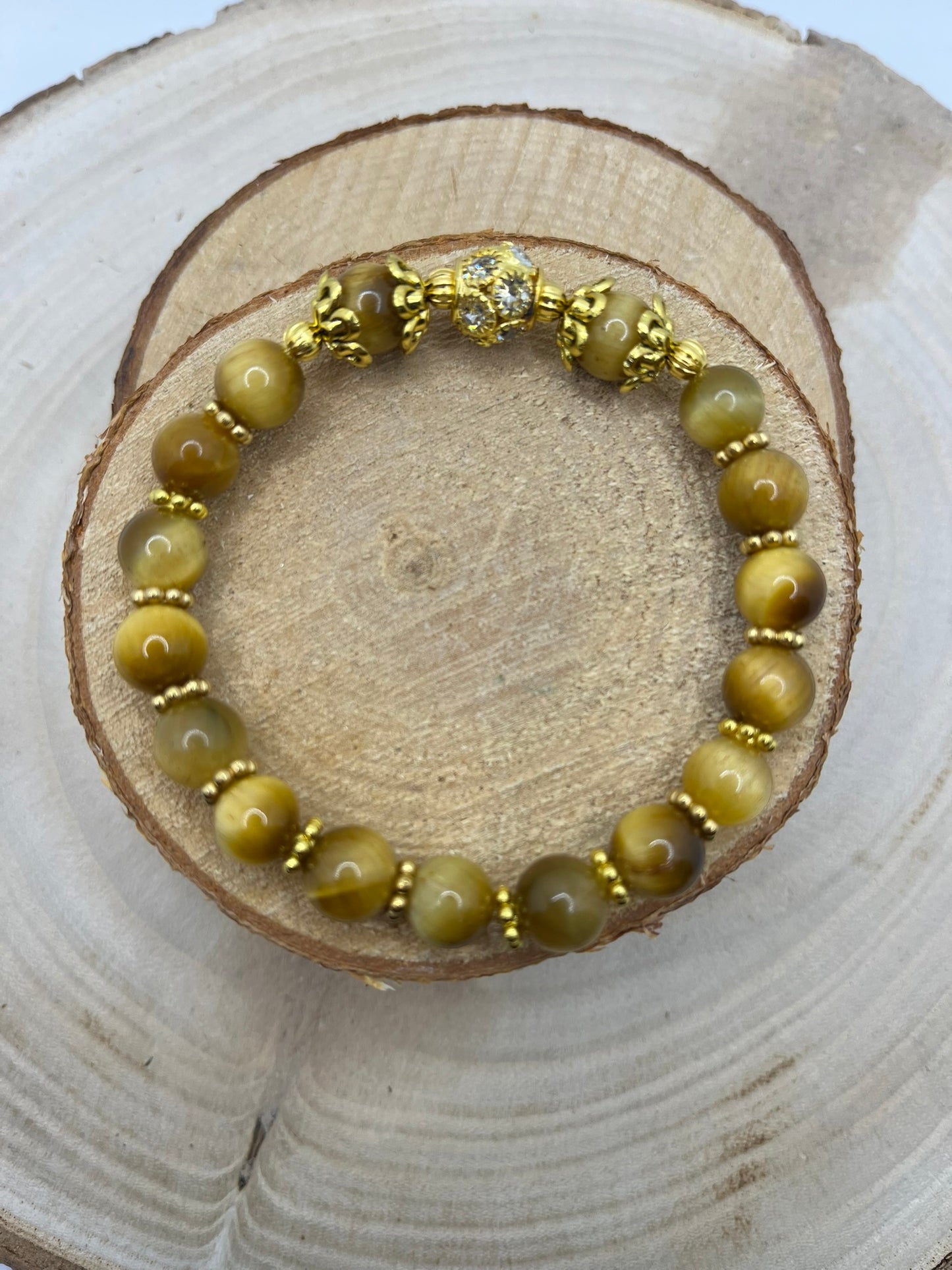 Bracelet Femme en Pierre Naturelle - Oeil de Chat marron clair Orné d'une perles doré - Fait main
