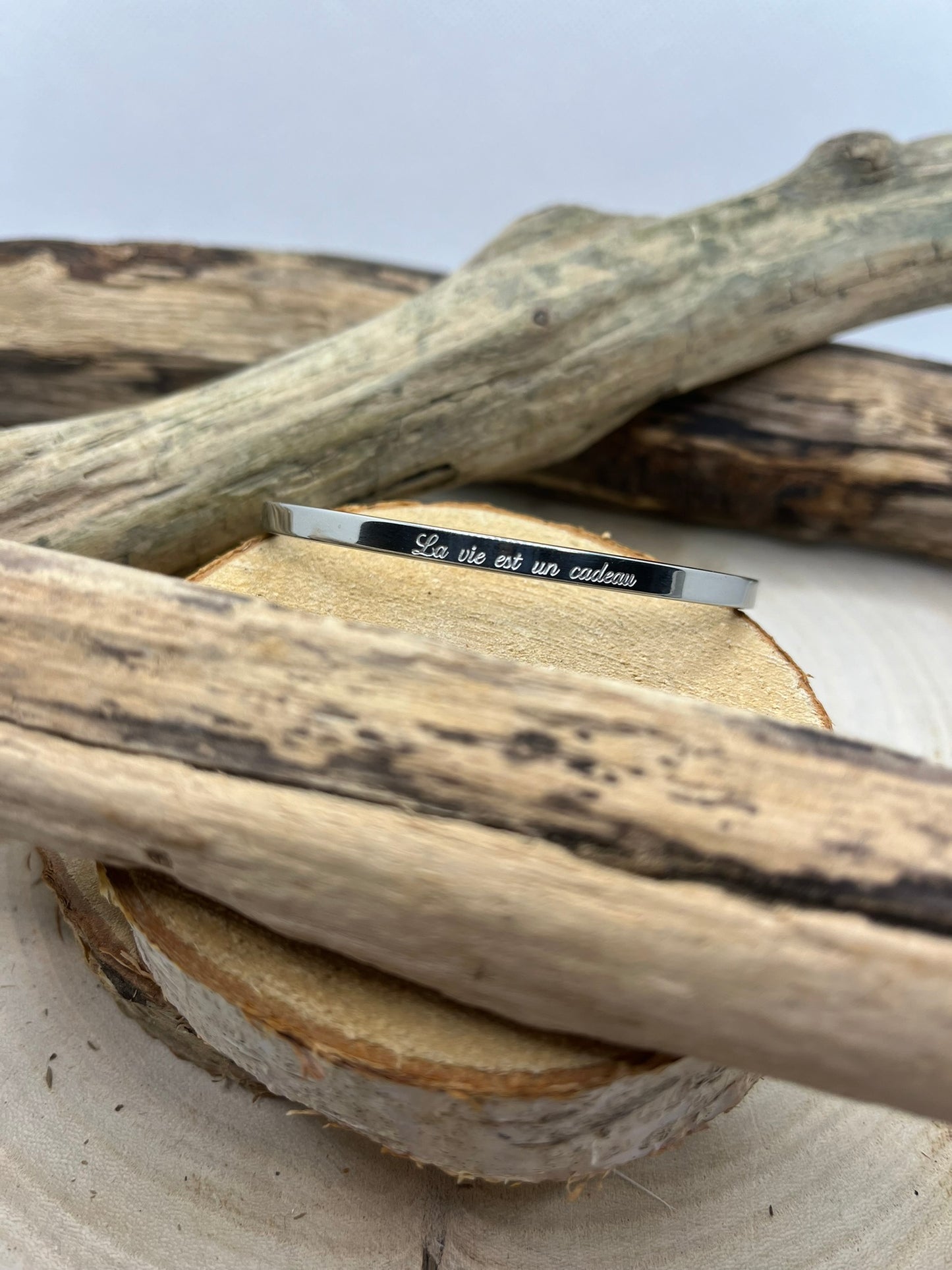 Bracelet Jonc à Message ( La vie est un cadeau ) - Acier Inoxydable Doré ou en Argenté