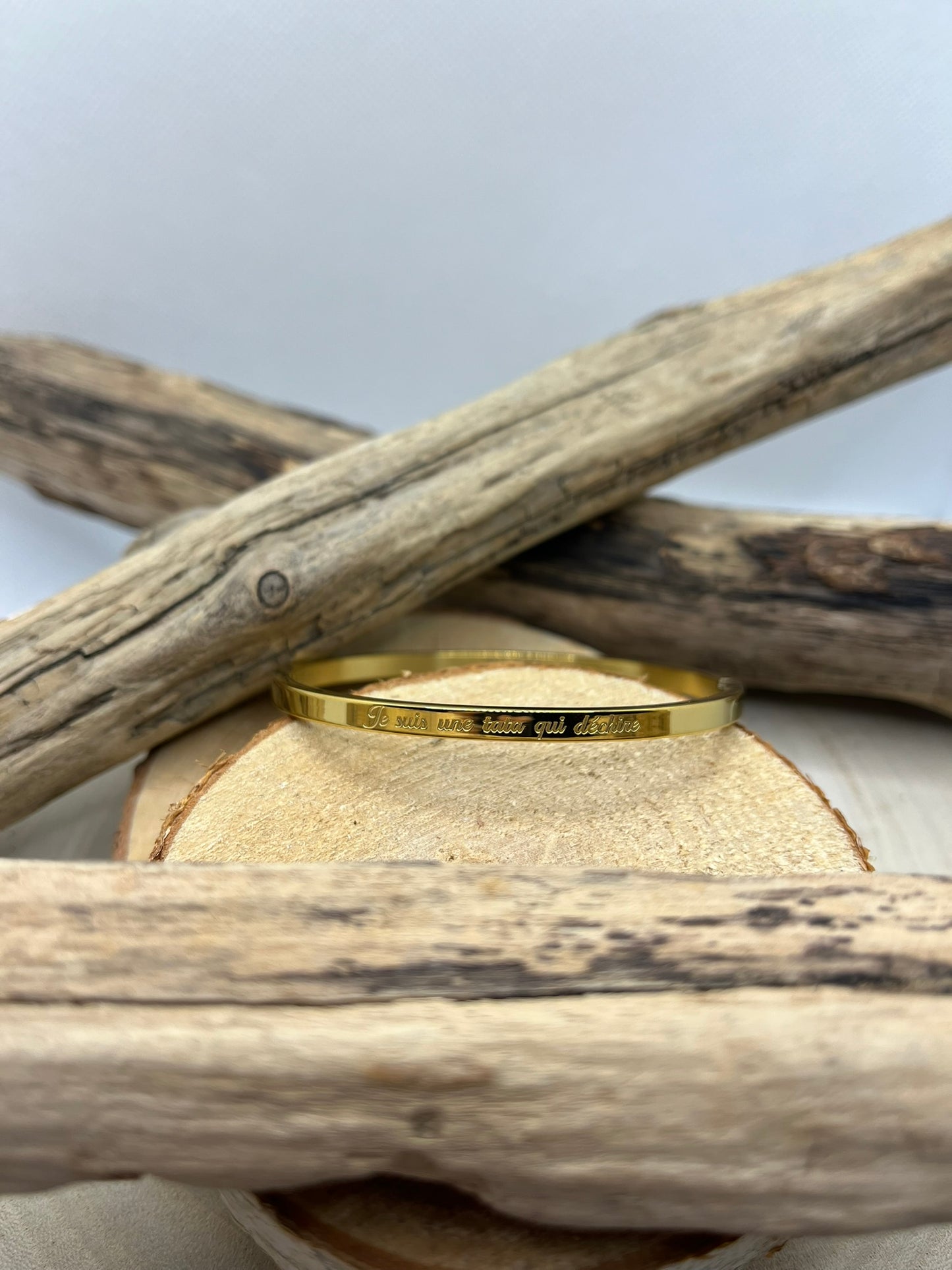 Bracelet Jonc Message personnalisée ( Je suis une tata qui déchire ) - Acier Inoxydable doré ou en argenté