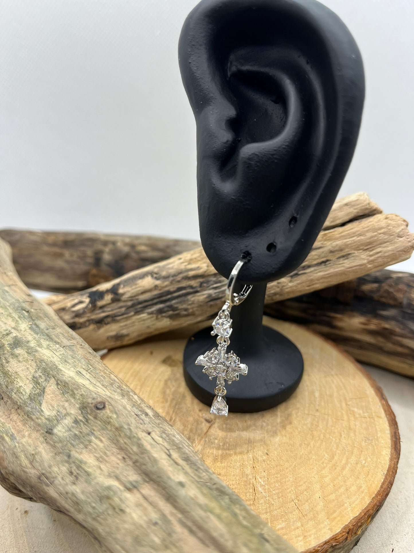 Boucles d'oreilles créoles - Avec un délicat pendentif ornée de strass brillant - Acier inoxydable
