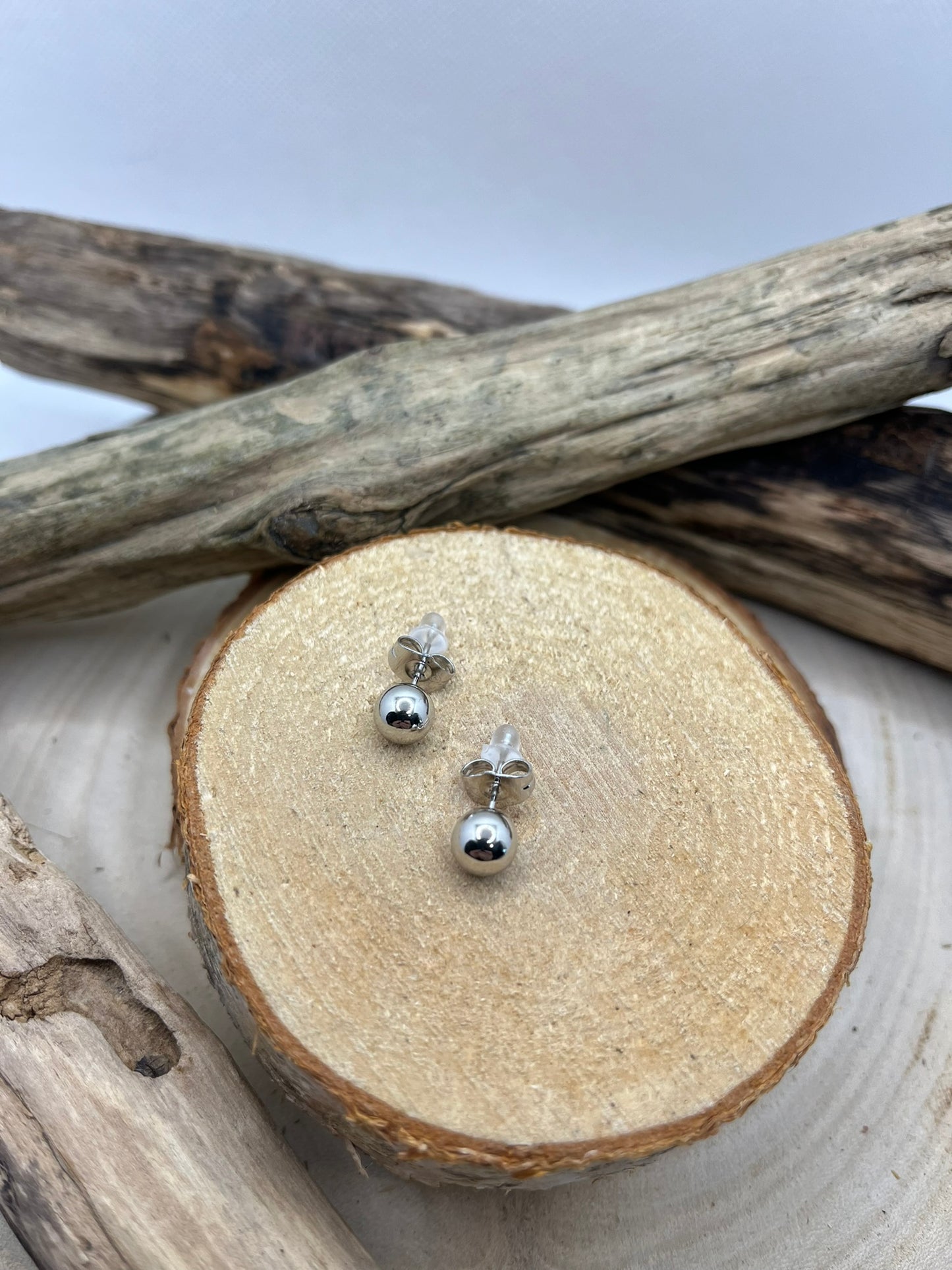 Boucles d'oreilles perles couleur nacre tige doré et perles acier inoxydable Argenté