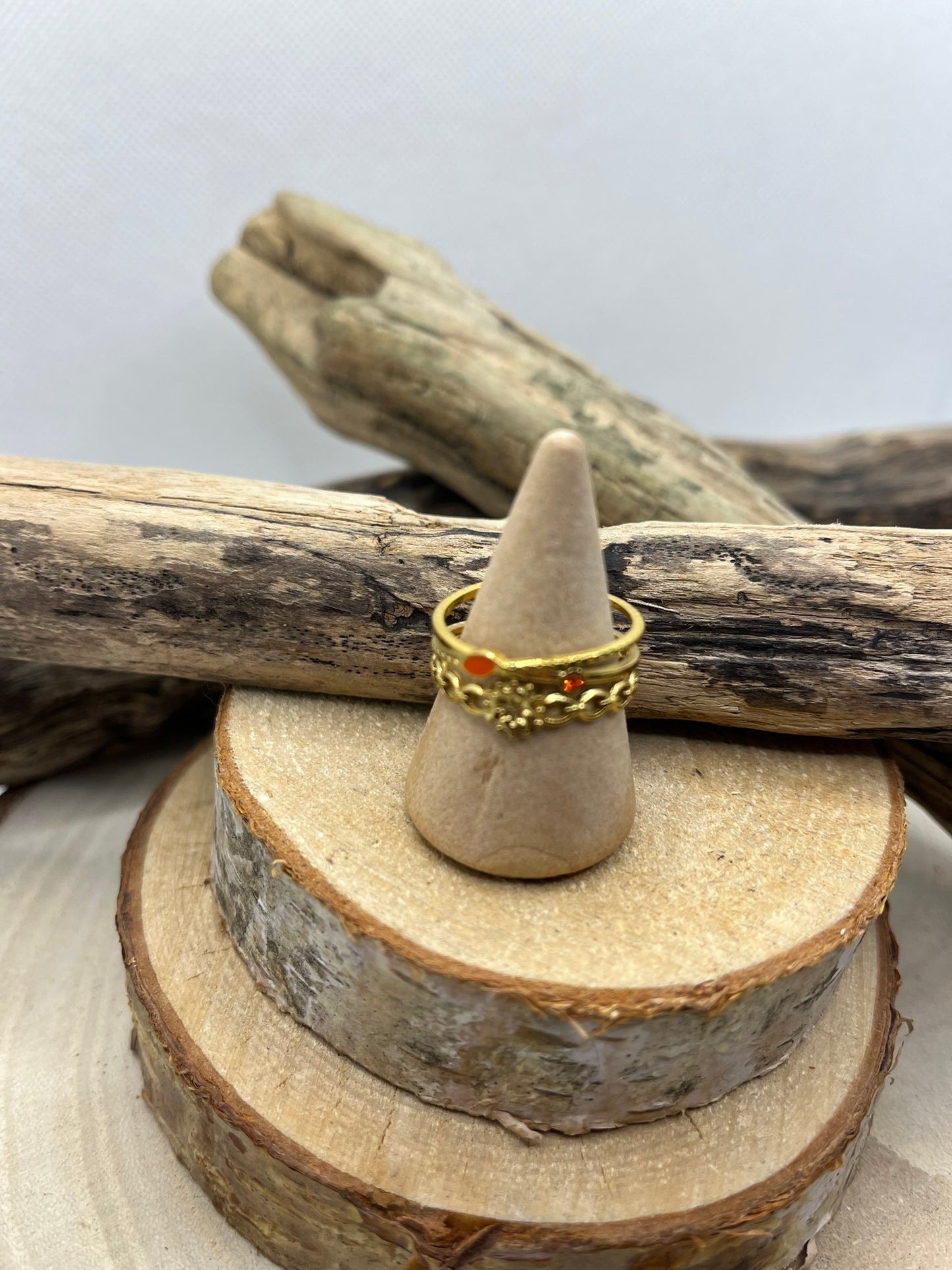 Bague en Acier inoxydable ajustable mode ornés de 2 petits strass orange - Doré