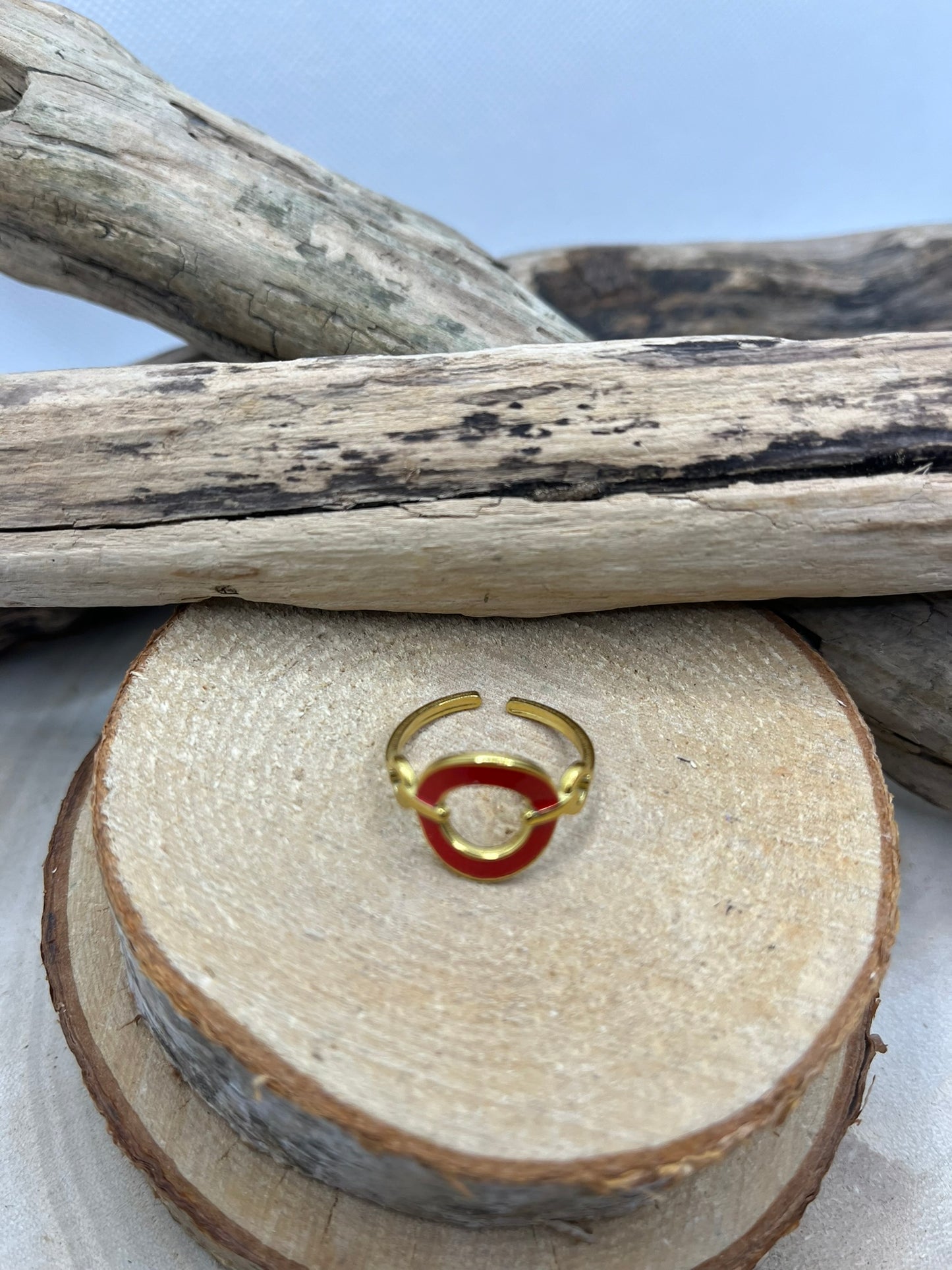 Bague en Acier inoxydable ajustable Orné d'un anneau rouge - Doré
