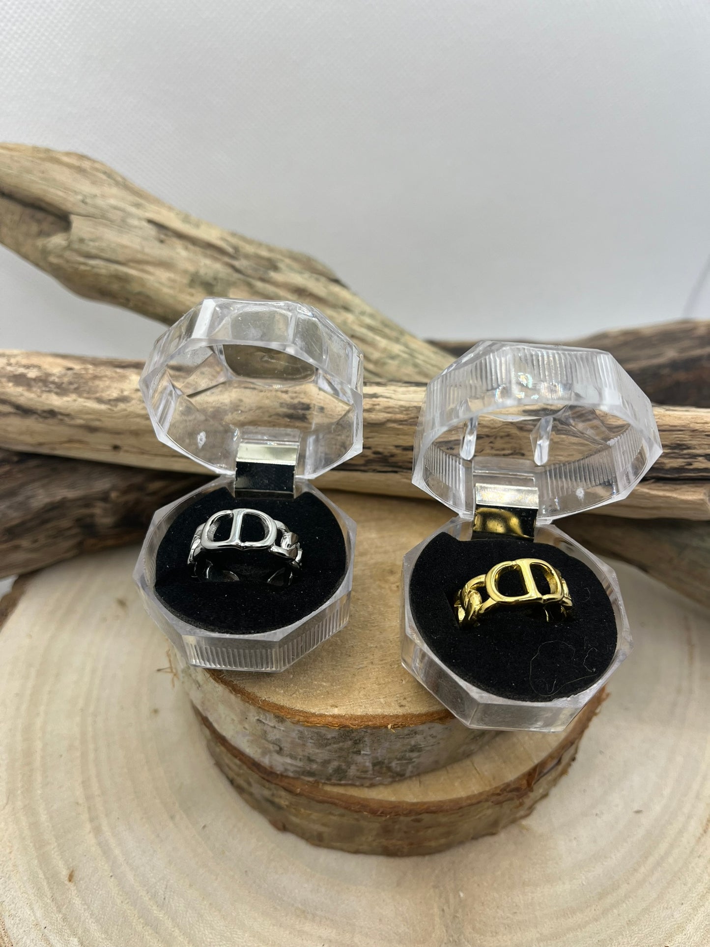 Bague en acier inoxydable tendance de couleur Doré et de Couleur Argenté ajustable à la mode