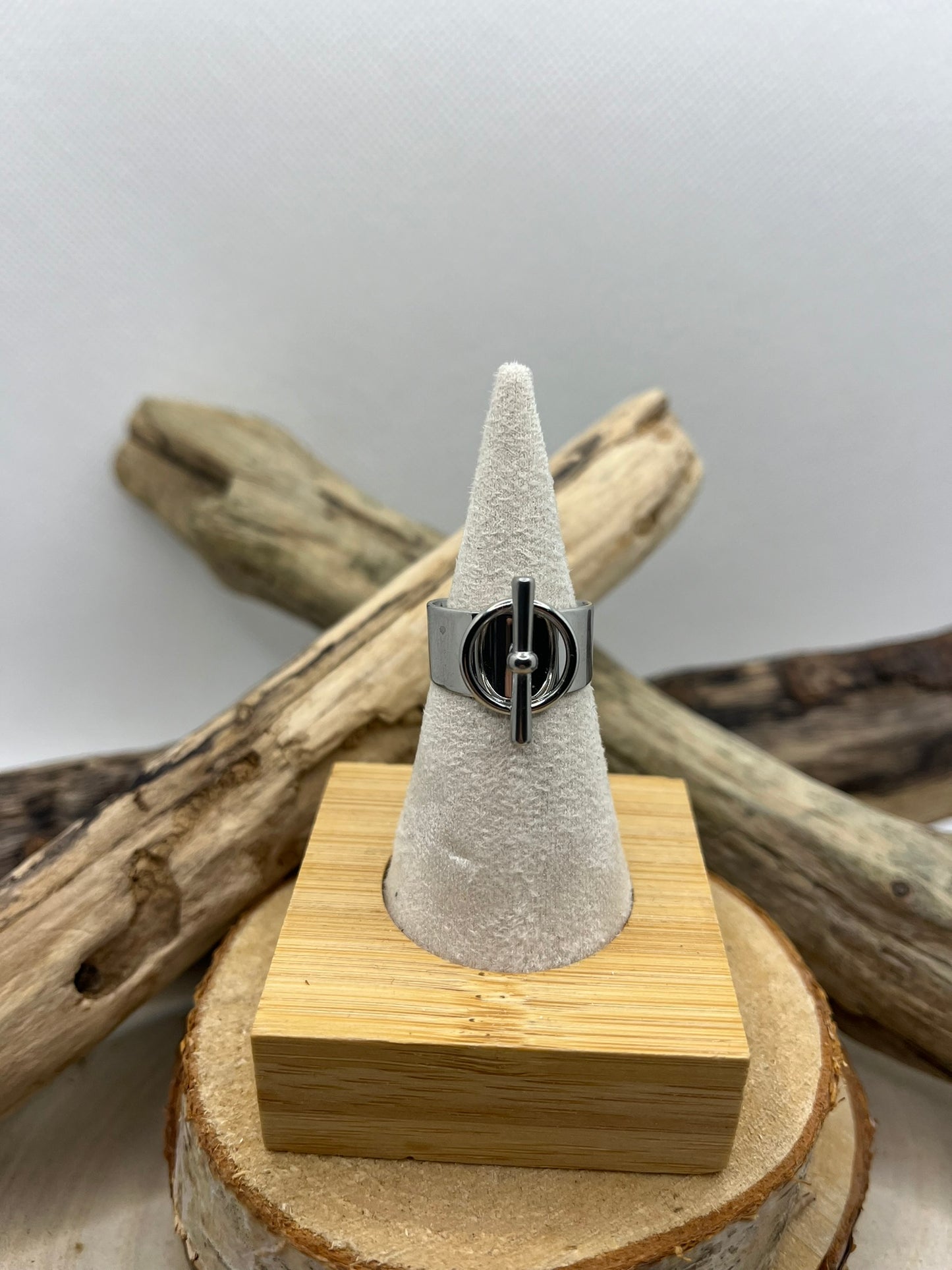 Bague en acier inoxydable tendance de couleur Doré ou de couleur Argenté ajustable à la mode