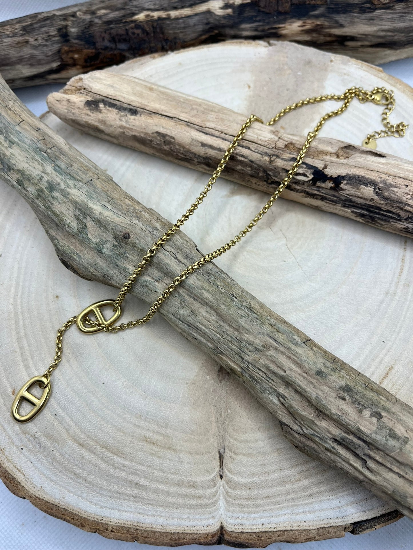 Collier Chaine fine Chic - Pendentif style agrafe - Acier Inoxydable dorée ou de couleur Argent