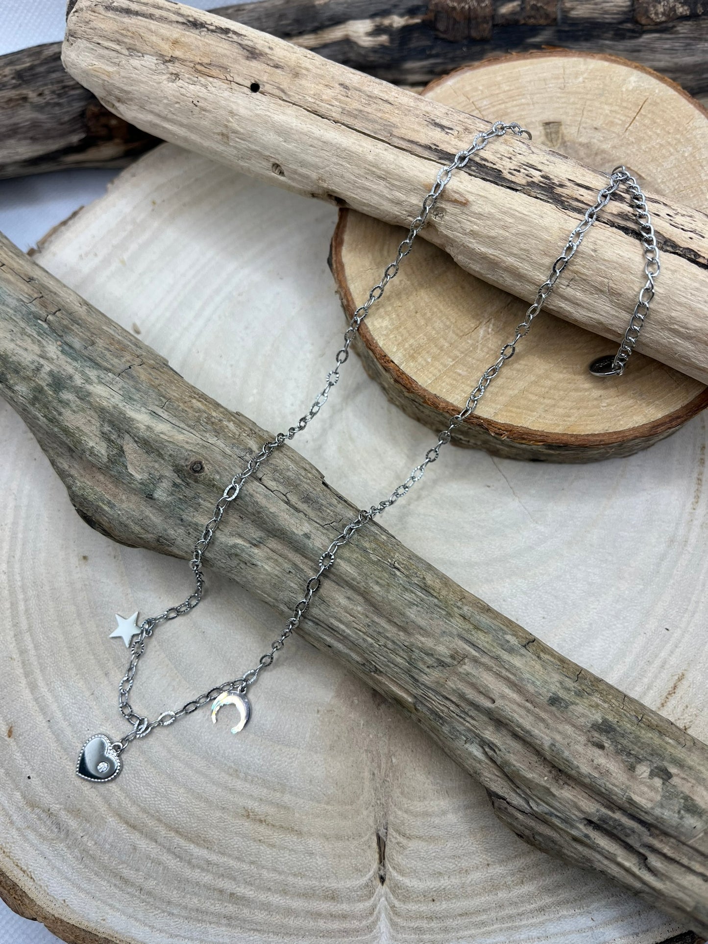 Collier Chaîne fine argenté en acier Inoxydable, Avec ces Pendentif Coeur, étoile, Lune