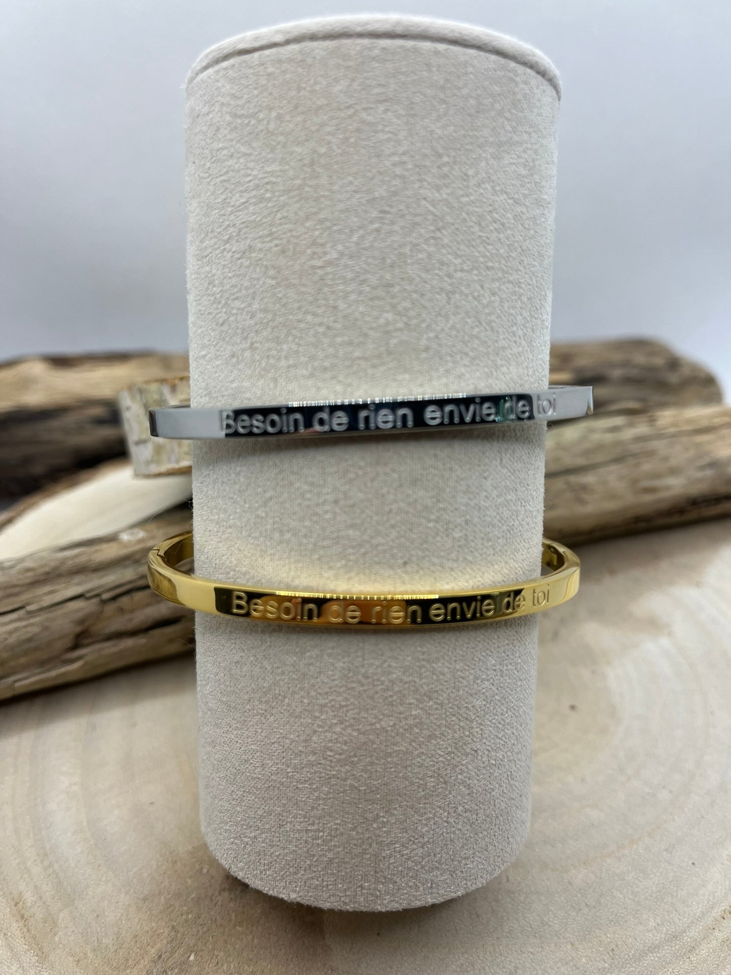 Bracelet Jonc message ( Besoin de rien envie de toi ) - Acier Inoxydable Argenté et Doré