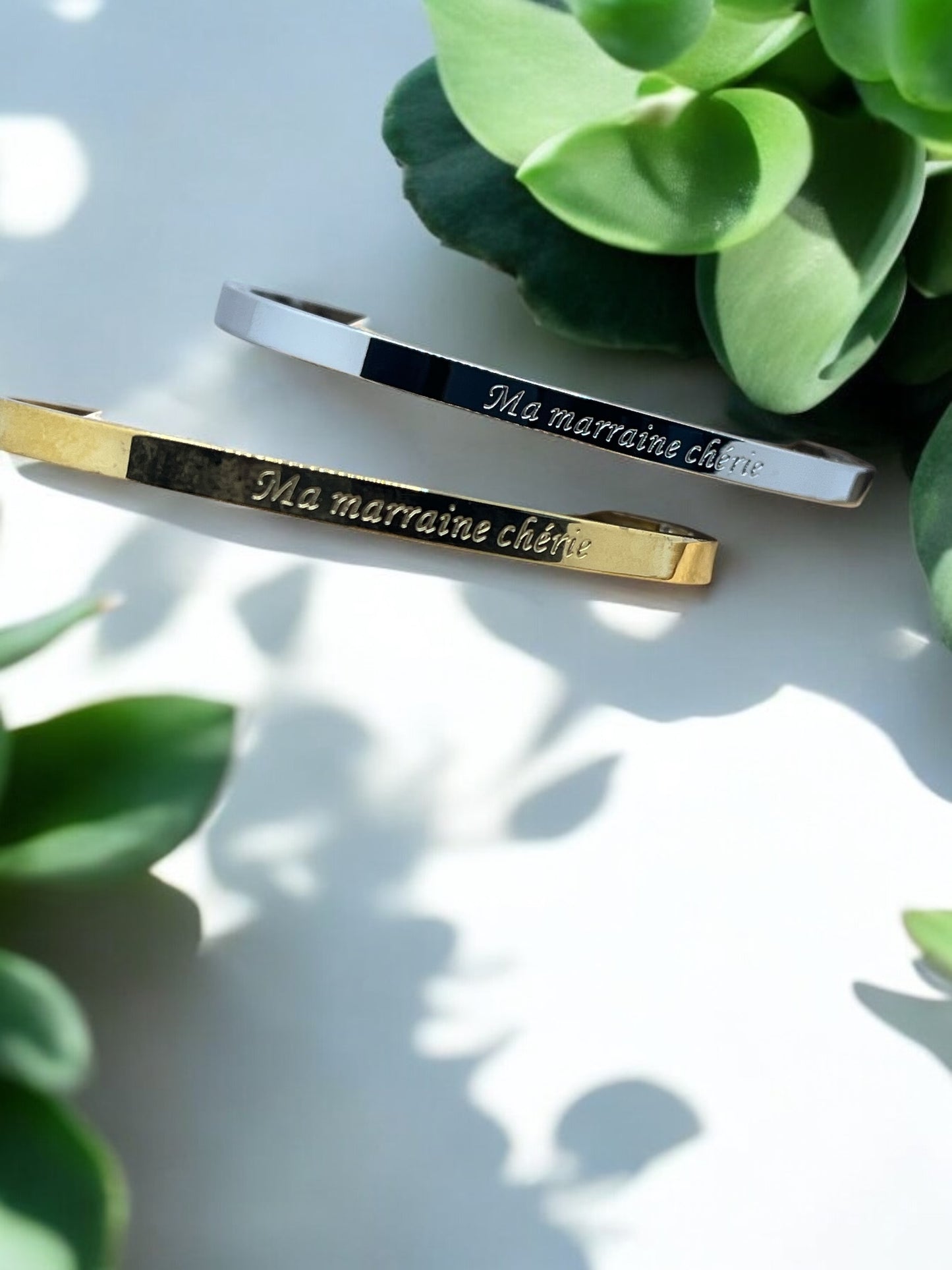 Bracelet Jonc message ( Ma marraine chérie ) - Acier Inoxydable Doré ou en Argenté