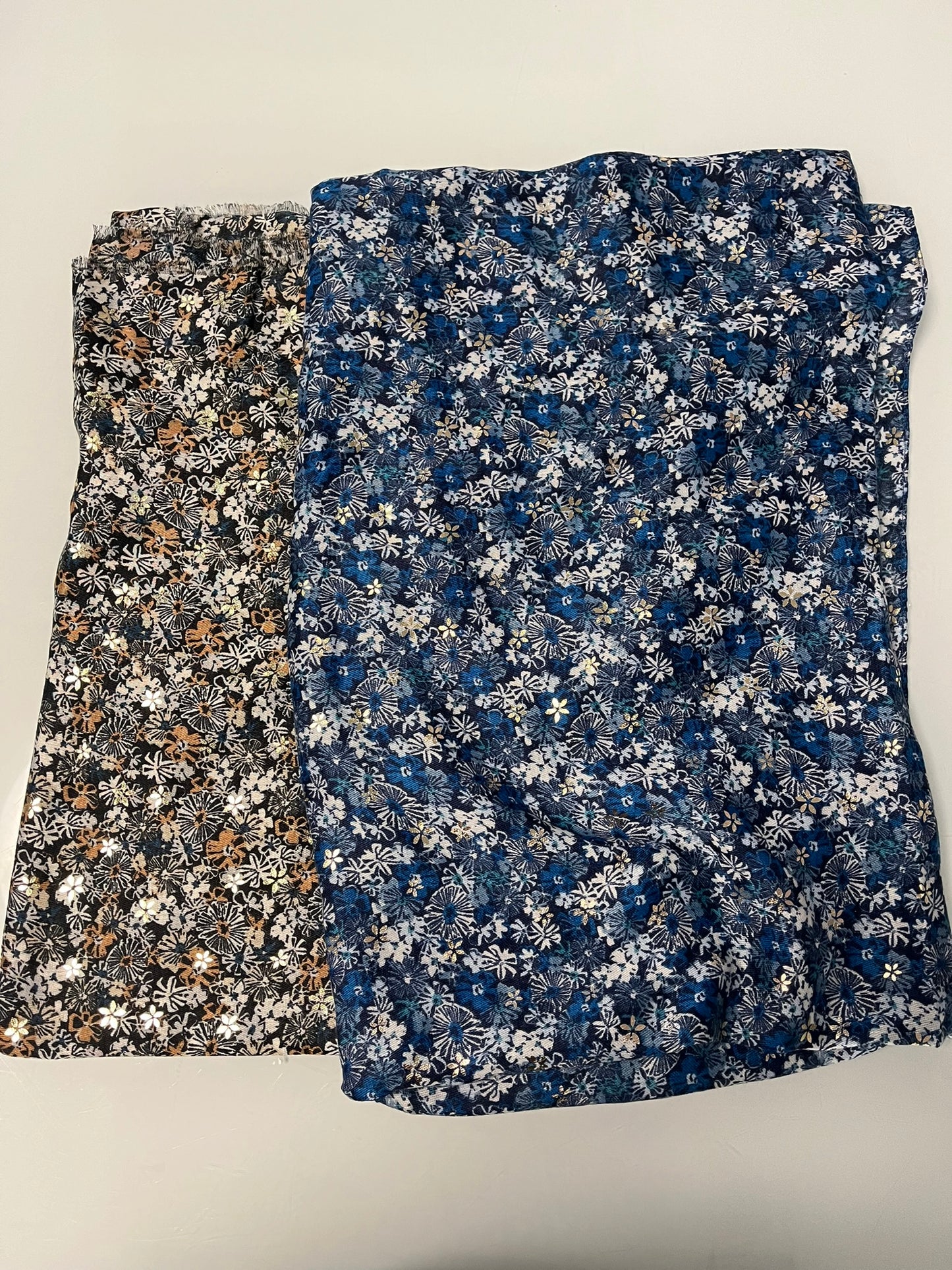 Foulard Femme doux et chaleureux Mode - Couleur Bleu ou de couleur noir