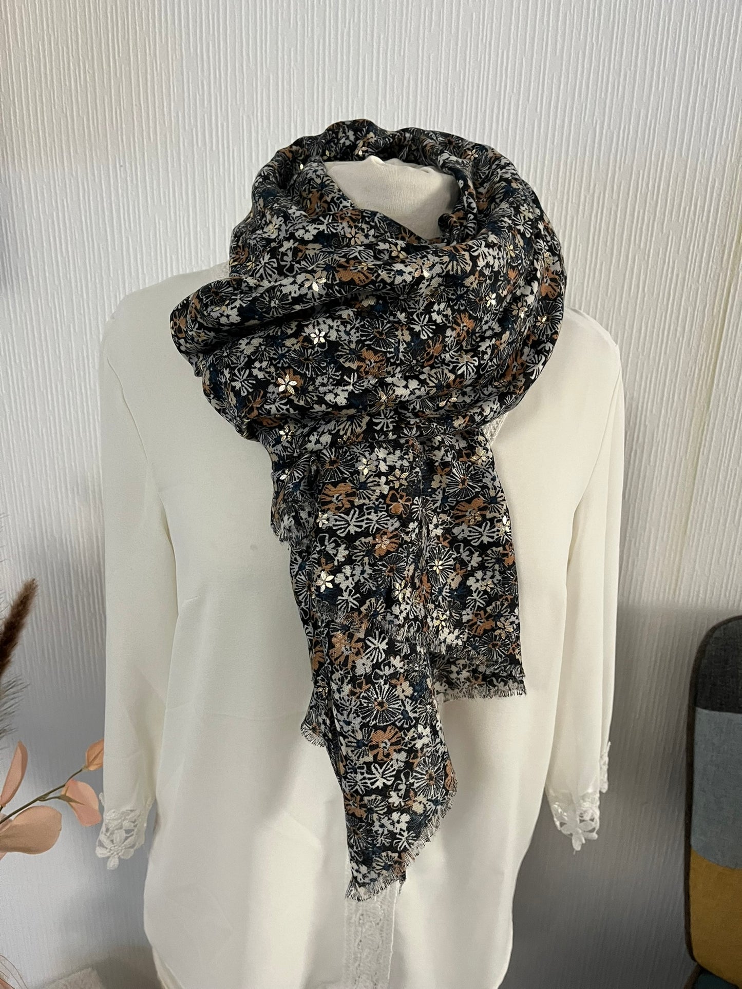 Foulard Femme doux et chaleureux Mode - Couleur Bleu ou de couleur noir