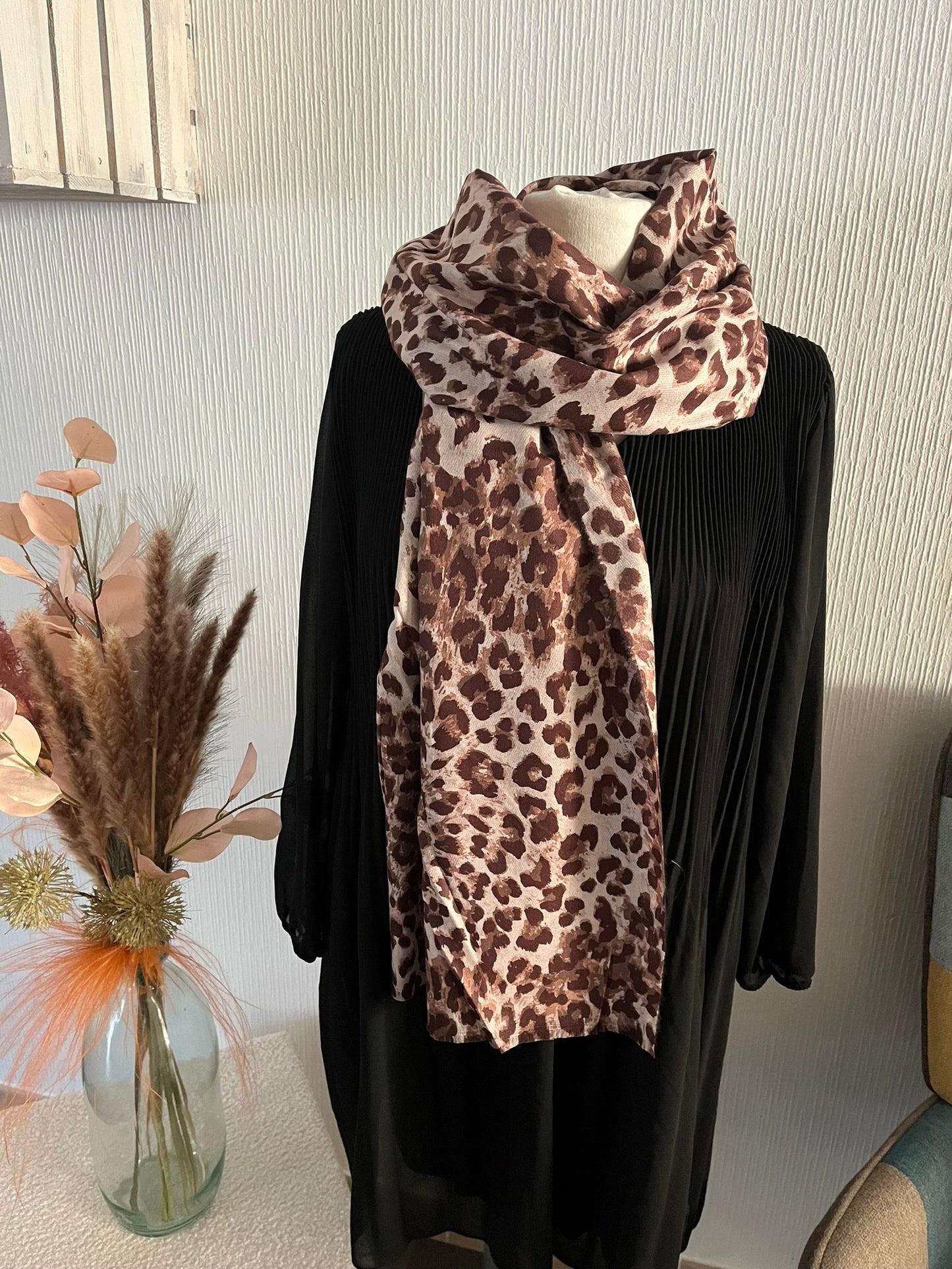 Foulard Femme douce chaleureuse style léopard - Idée Cadeau noir et marron