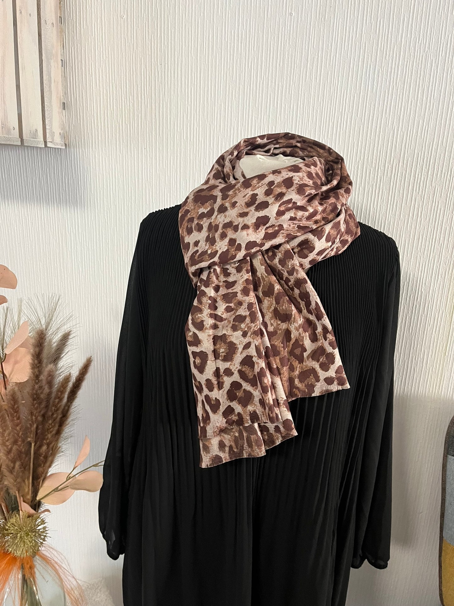 Foulard Femme douce chaleureuse style léopard - Idée Cadeau noir et marron