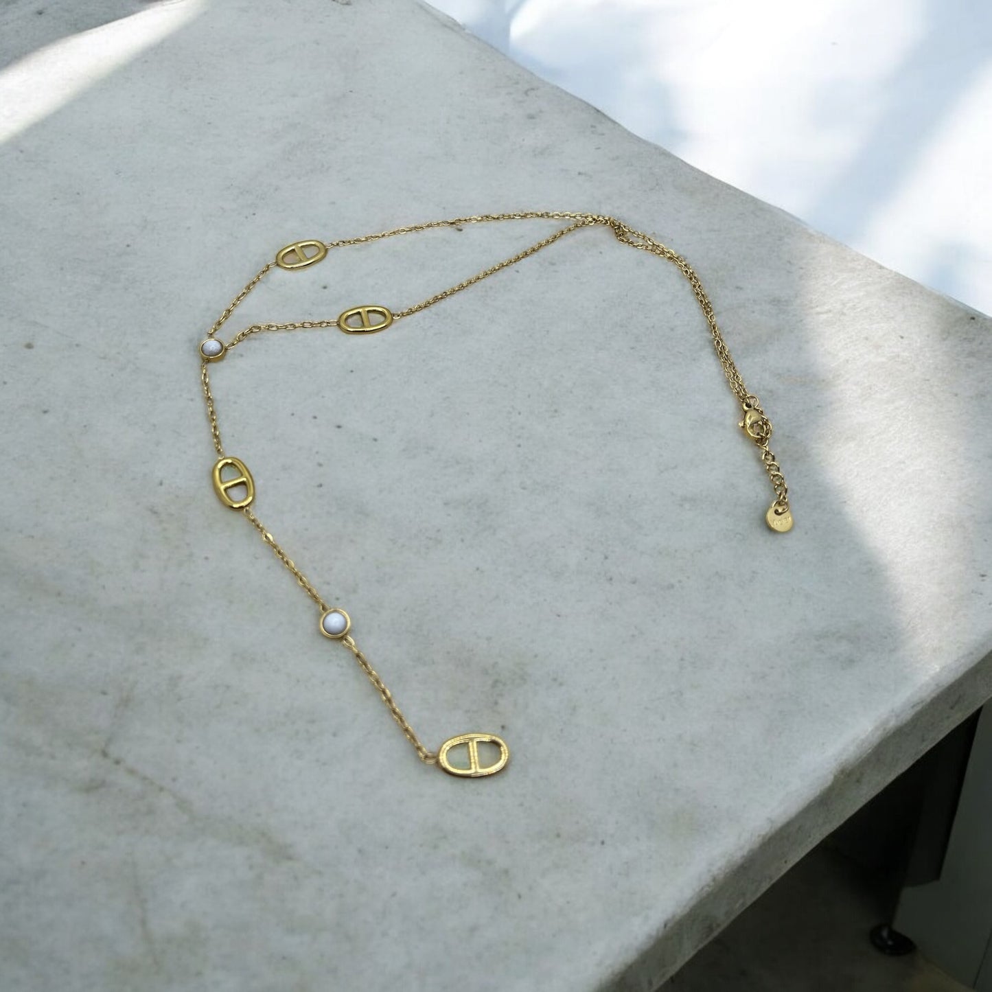 Collier chaine fine très élégant mode - Acier inoxydable Doré ou en Argenté