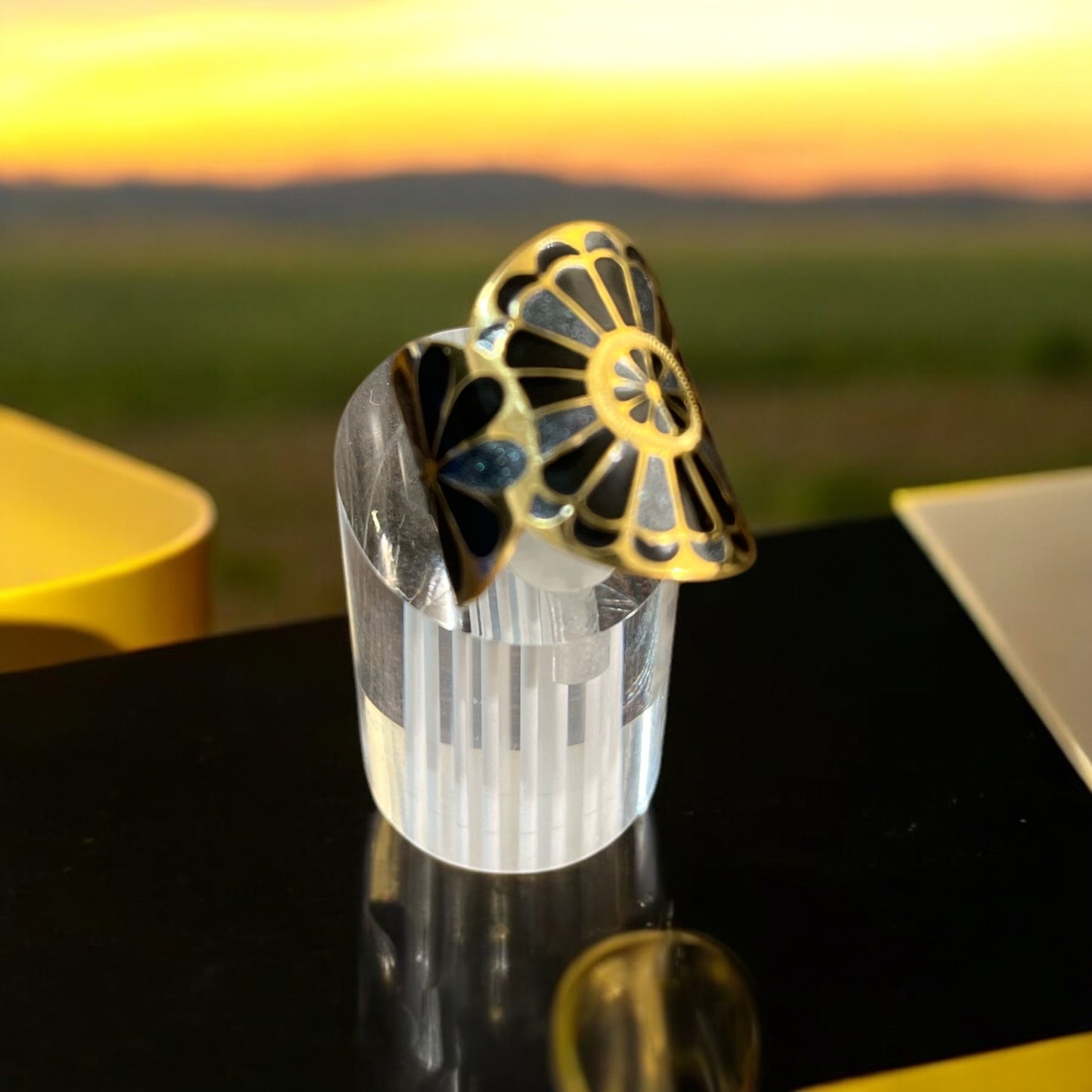 Bague Large réglable très chic Mode avec ces strass de couleurs - Acier inoxydable Doré ou en Argenté