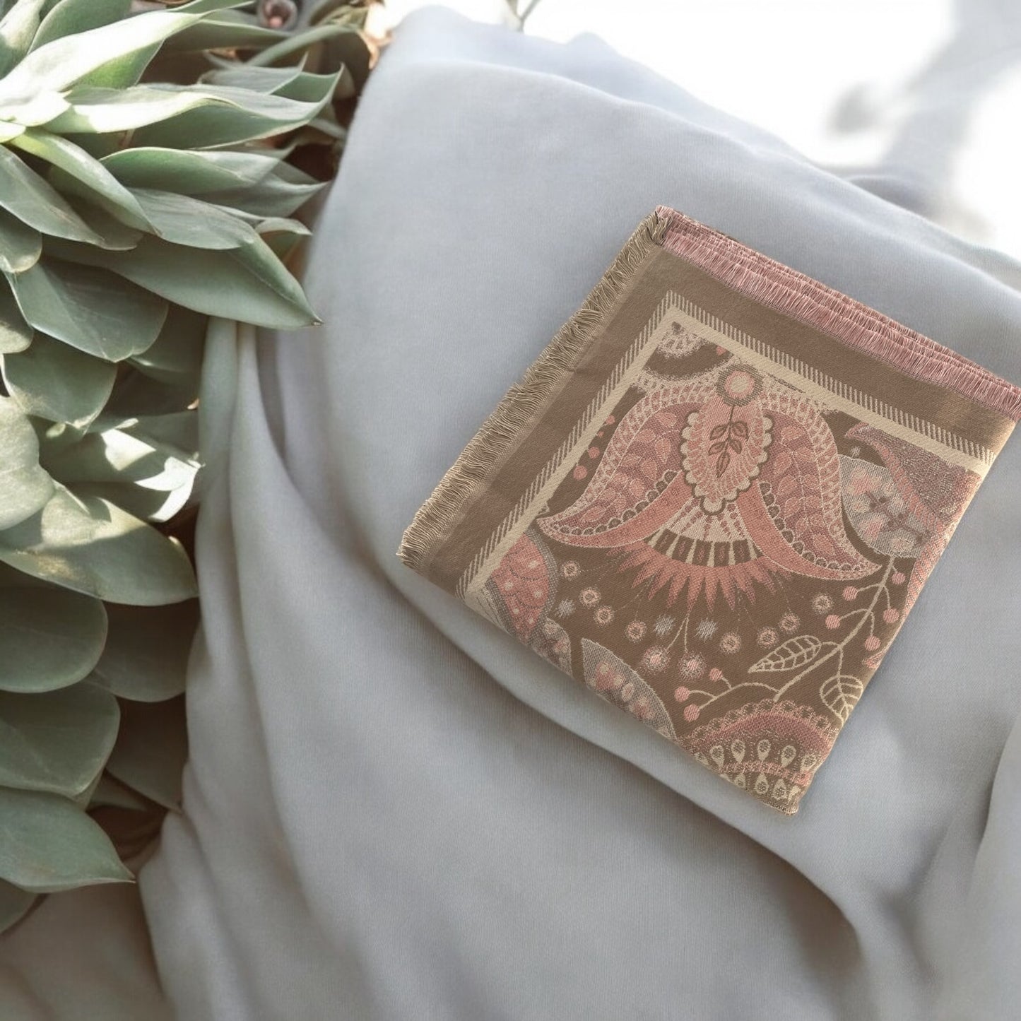Echarpe Carré douce Toucher cashmere Très chic - 3 couleurs disponibles