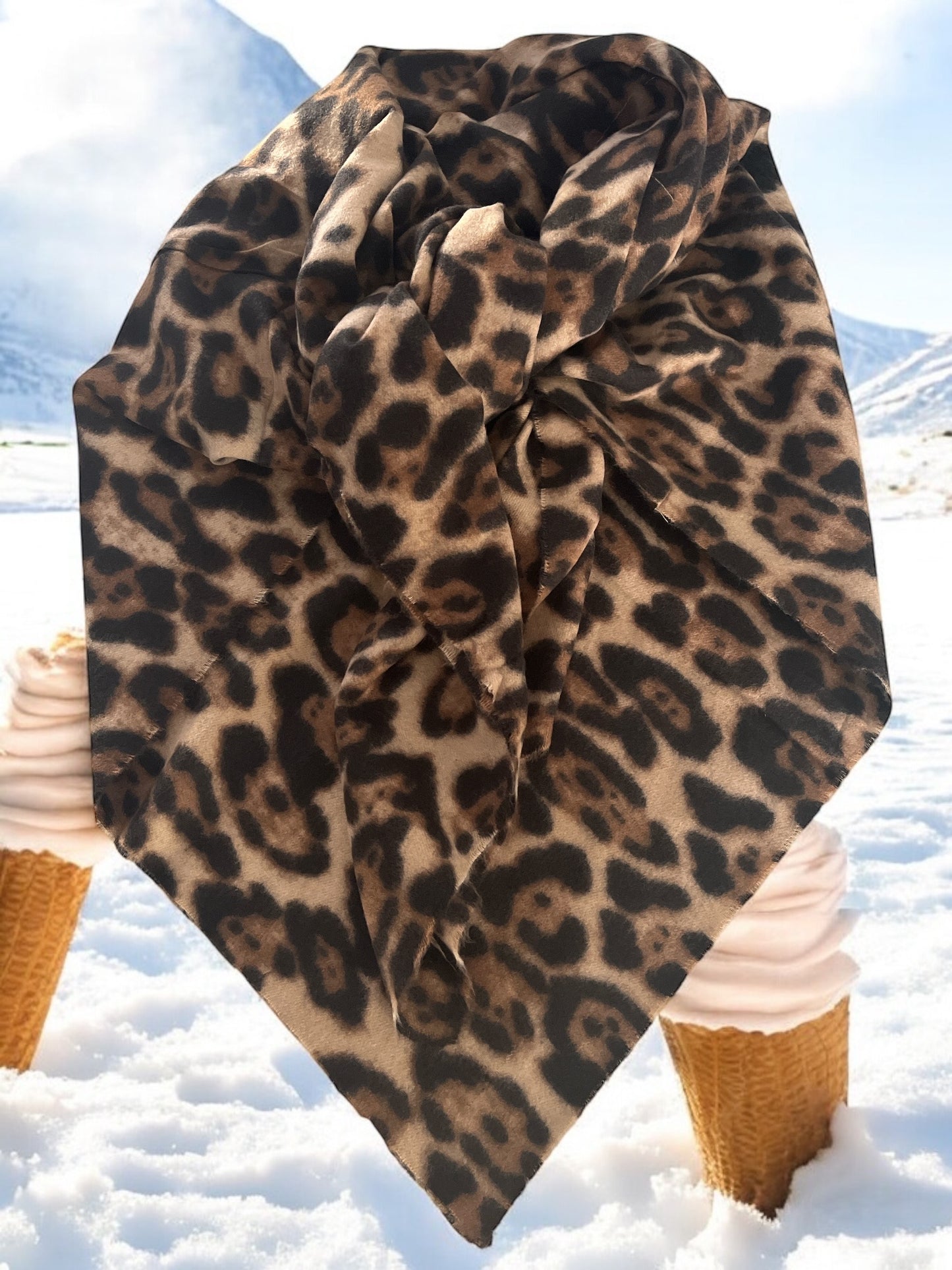 Echarpe carré style Léopard Douce et Mode - 3 Couleurs disponibles