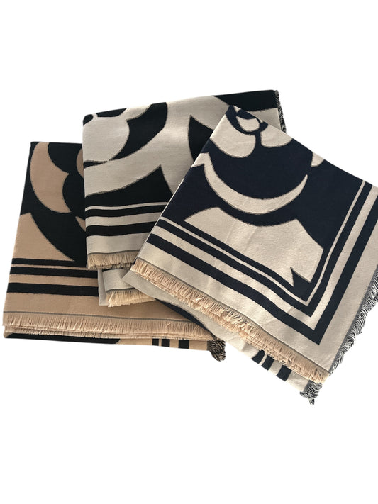 Echarpe Carré Douce toucher Cashmere - 3 Couleurs disponible