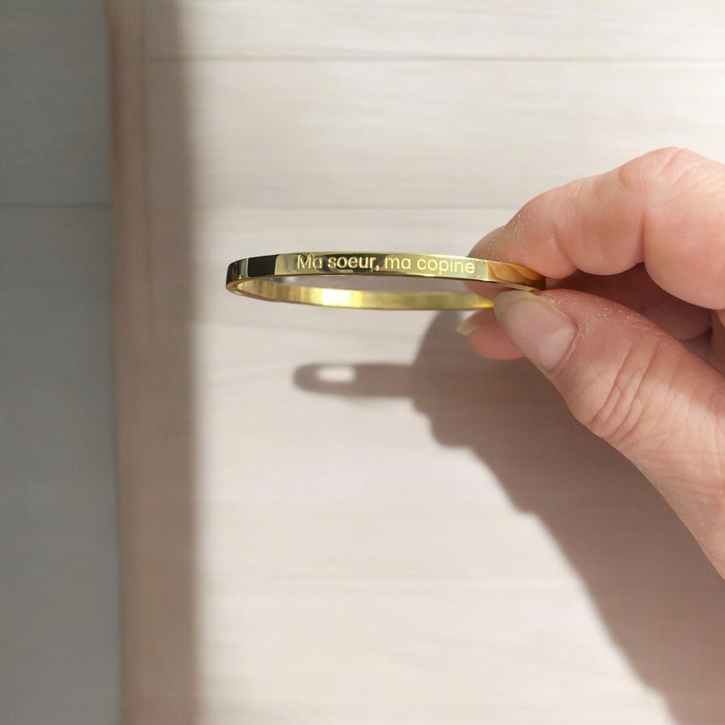 Bracelet Jonc à message ( Ma soeur, ma copine ) - Acier inoxydable doré ou Argenté