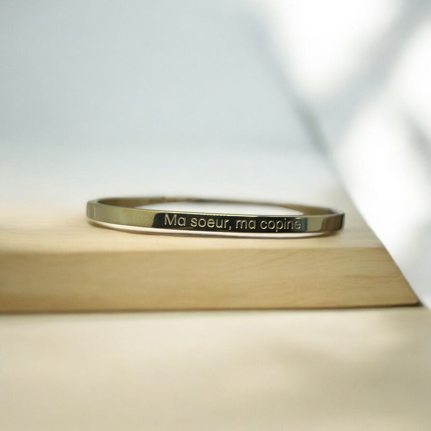 Bracelet Jonc à message ( Ma soeur, ma copine ) - Acier inoxydable doré ou Argenté