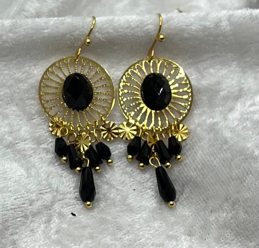 Très jolie Boucles d'oreilles pendentif et ses petites perles noir chic - Acier inoxydable doré