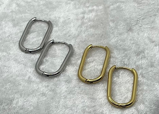 Boucles d'oreilles créoles réctangulaire - style agrafe - Doré ou en Argenté