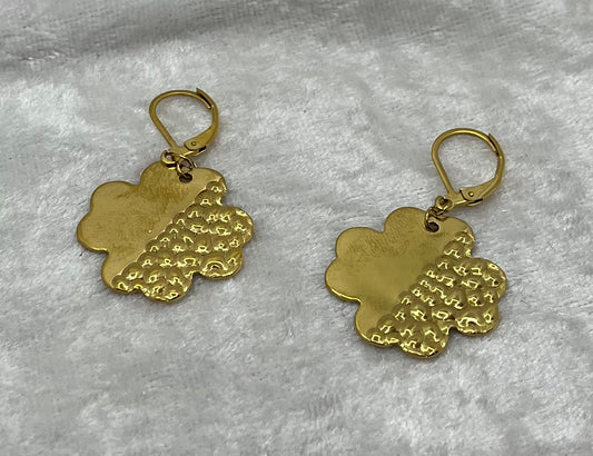 Boucles d'oreilles Pendentif trèfles chic et original - Doré