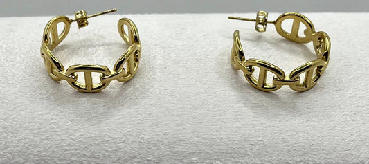 Boucles d'oreilles Anneau style agrafe  très chic et mode - Doré ou en Argznté