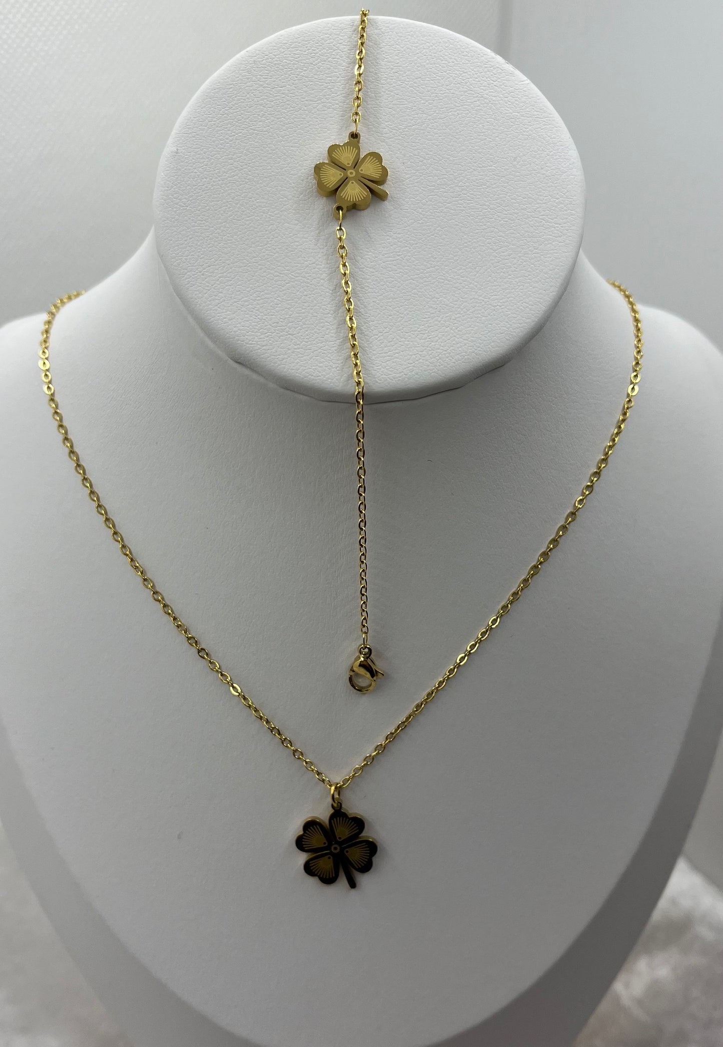 Ensemble bijoux Femme Collier + Bracelet Chaine fine Pendentif trèfle - Acier inoxydable - Doré