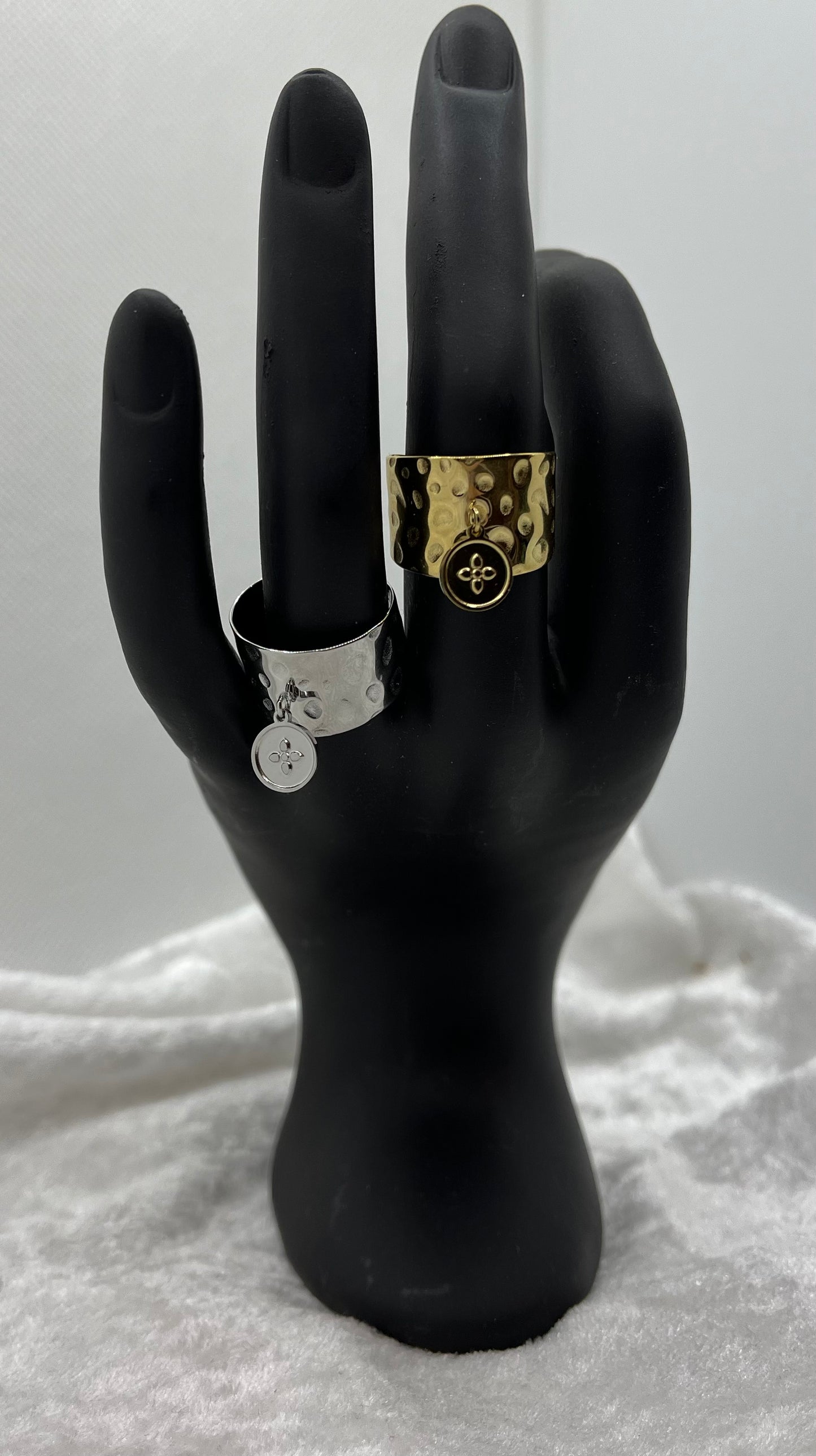 Bague Large mode en Acier inoxydable ajustable avec pendentif - Doré ou en Argenté