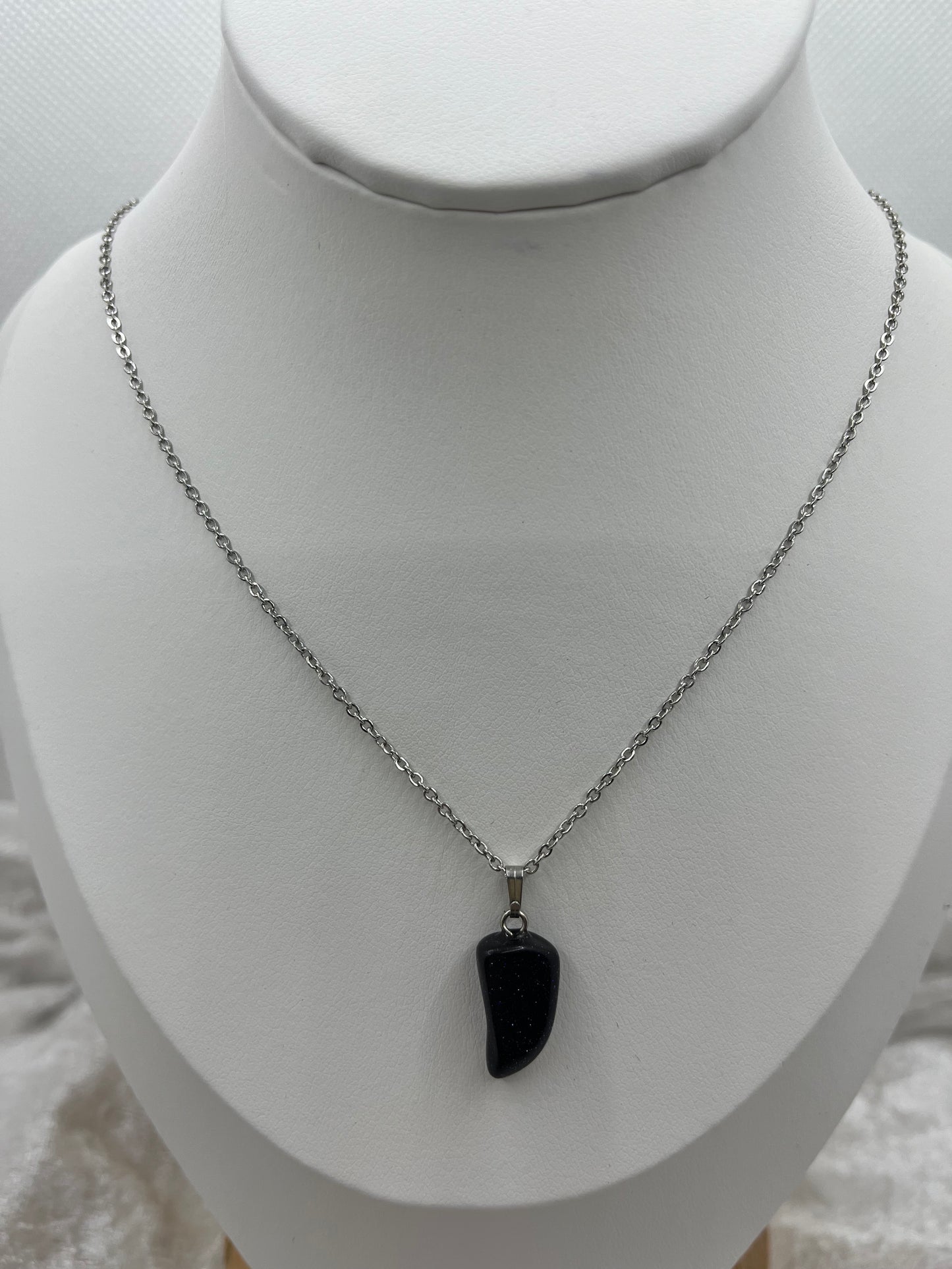 Collier Chaine  En Acier inoxydable Argenté - Pendentif pointe en Pierre Naturelle