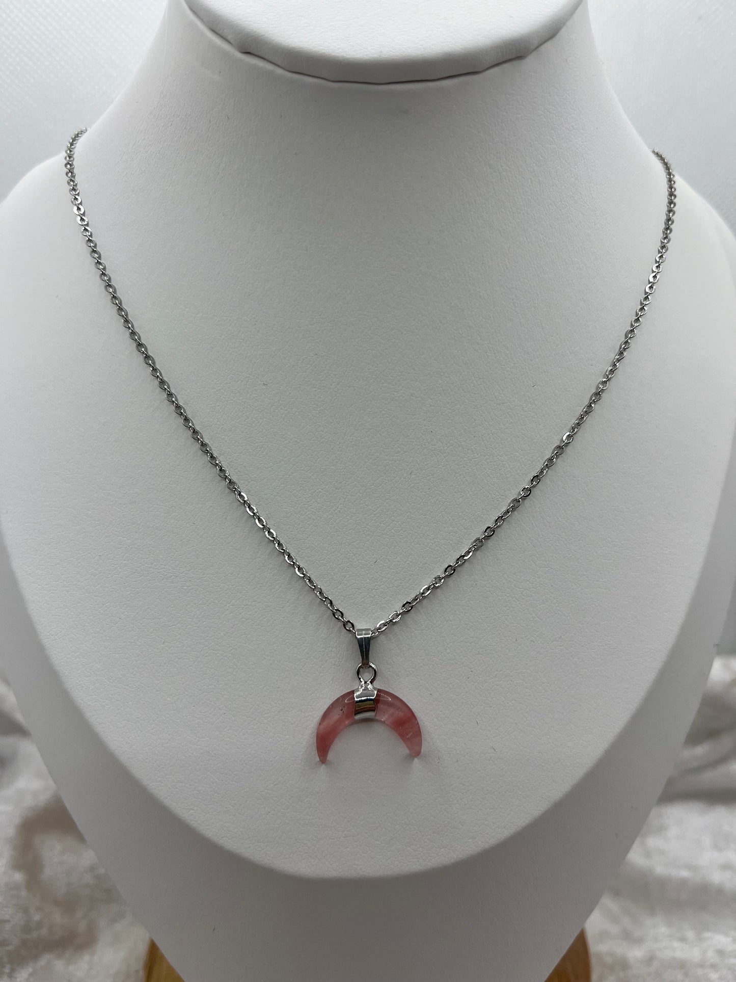 Collier Chaine en Acier inoxydable Argenté - Pendentif Lune en Pierre Naturelle