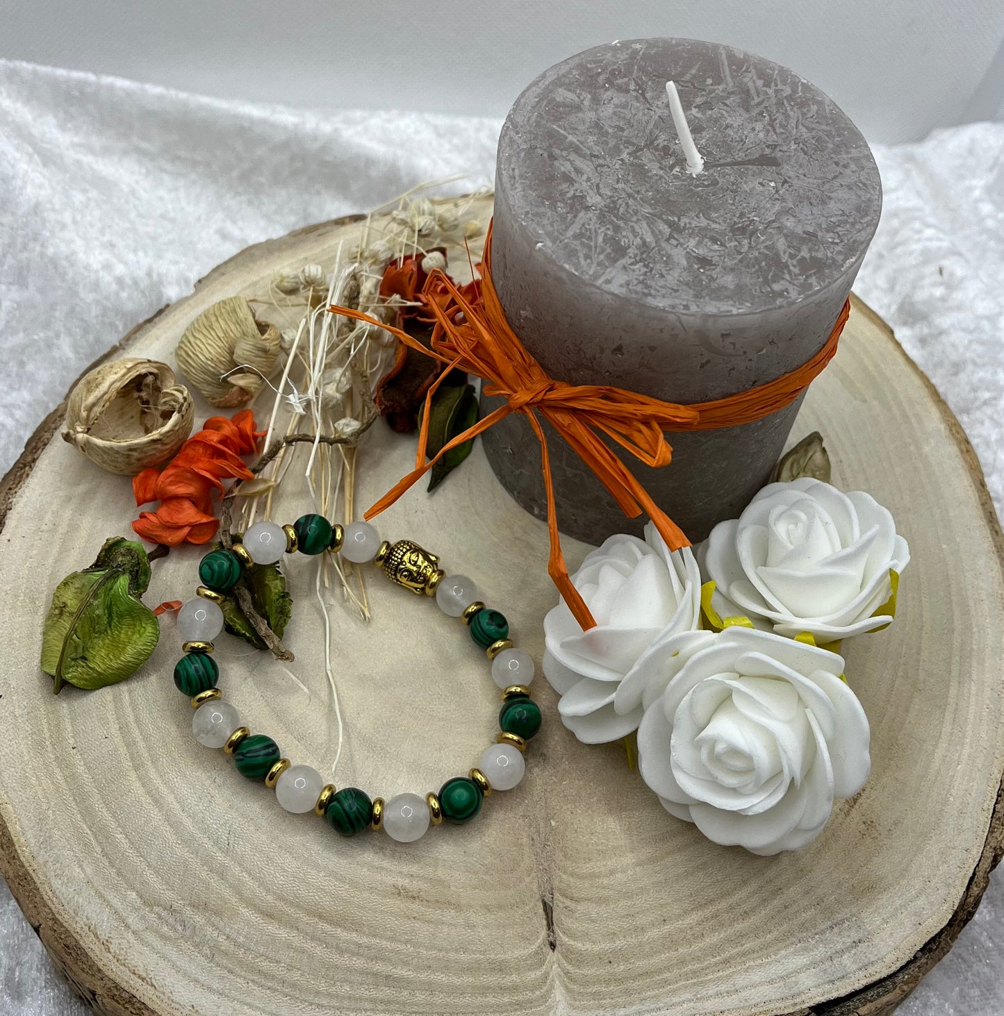 Bracelet Anti Douleurs en Malachite et Pierre de Lune Orné d'un Bouddha en Acier inoxydable Doré - Fait Main