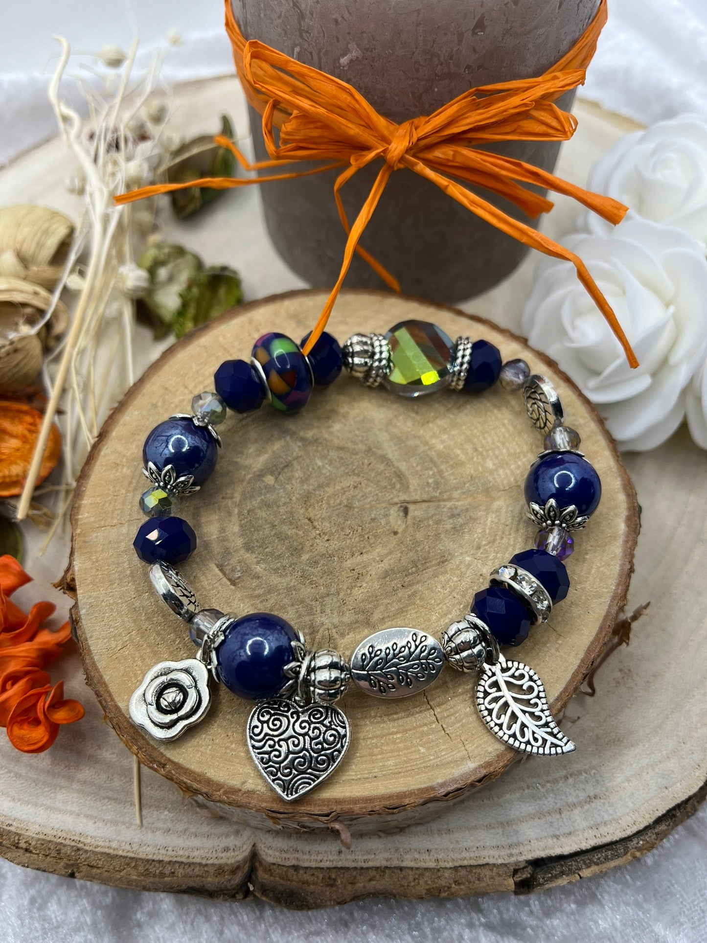 Bracelet fantaisie chic et mode ornés de pendentifs Coeur, Feuille et fleur - acier inoxydable