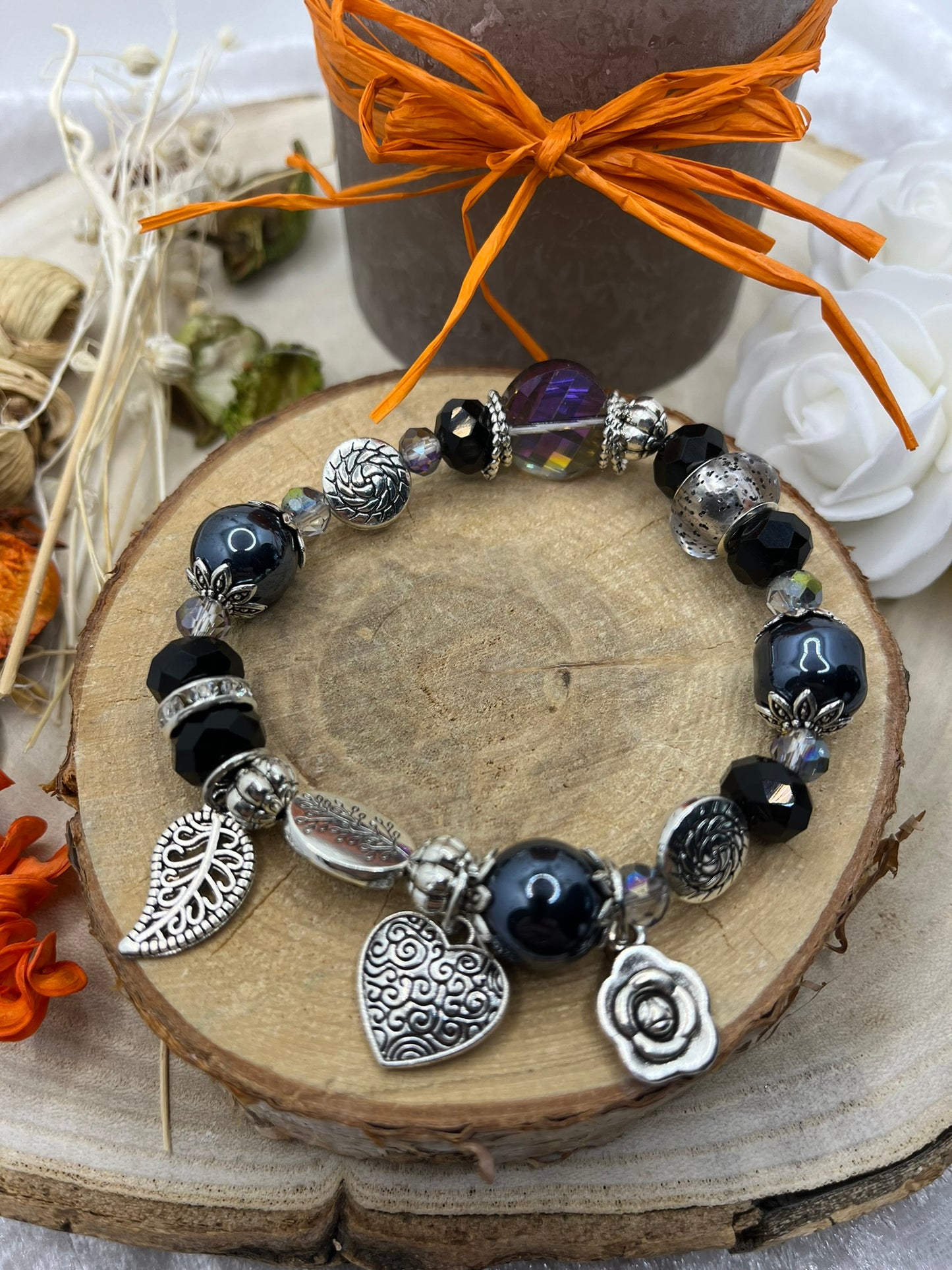 Bracelet fantaisie chic et mode ornés de pendentifs Coeur, Feuille et fleur - acier inoxydable
