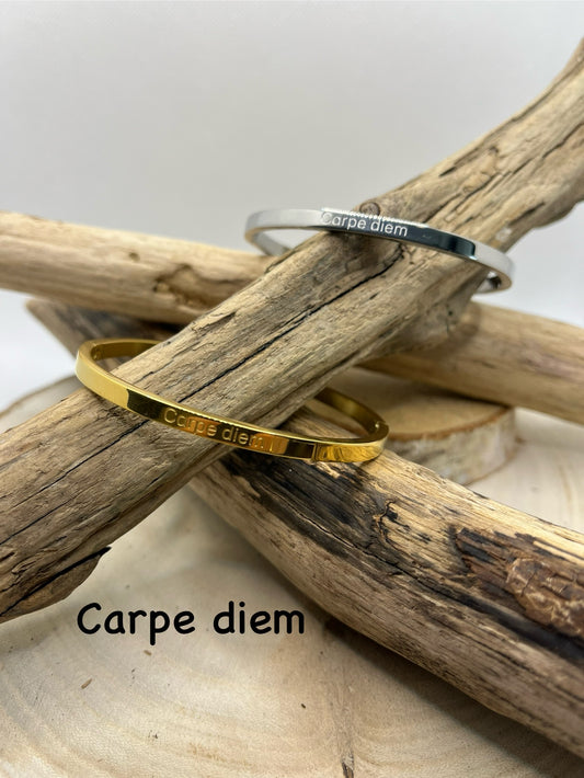 Bracelet Jonc à message ( Carpe diem ) - Acier inoxydable en doré et en argenté