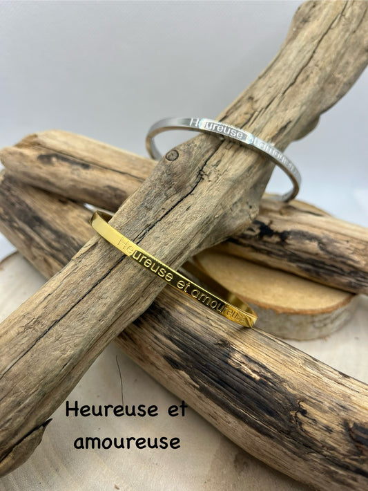 Bracelet Jonc à message ( Heureuse et Amoureuse ) - Acier inoxydable en doré ou en Argent