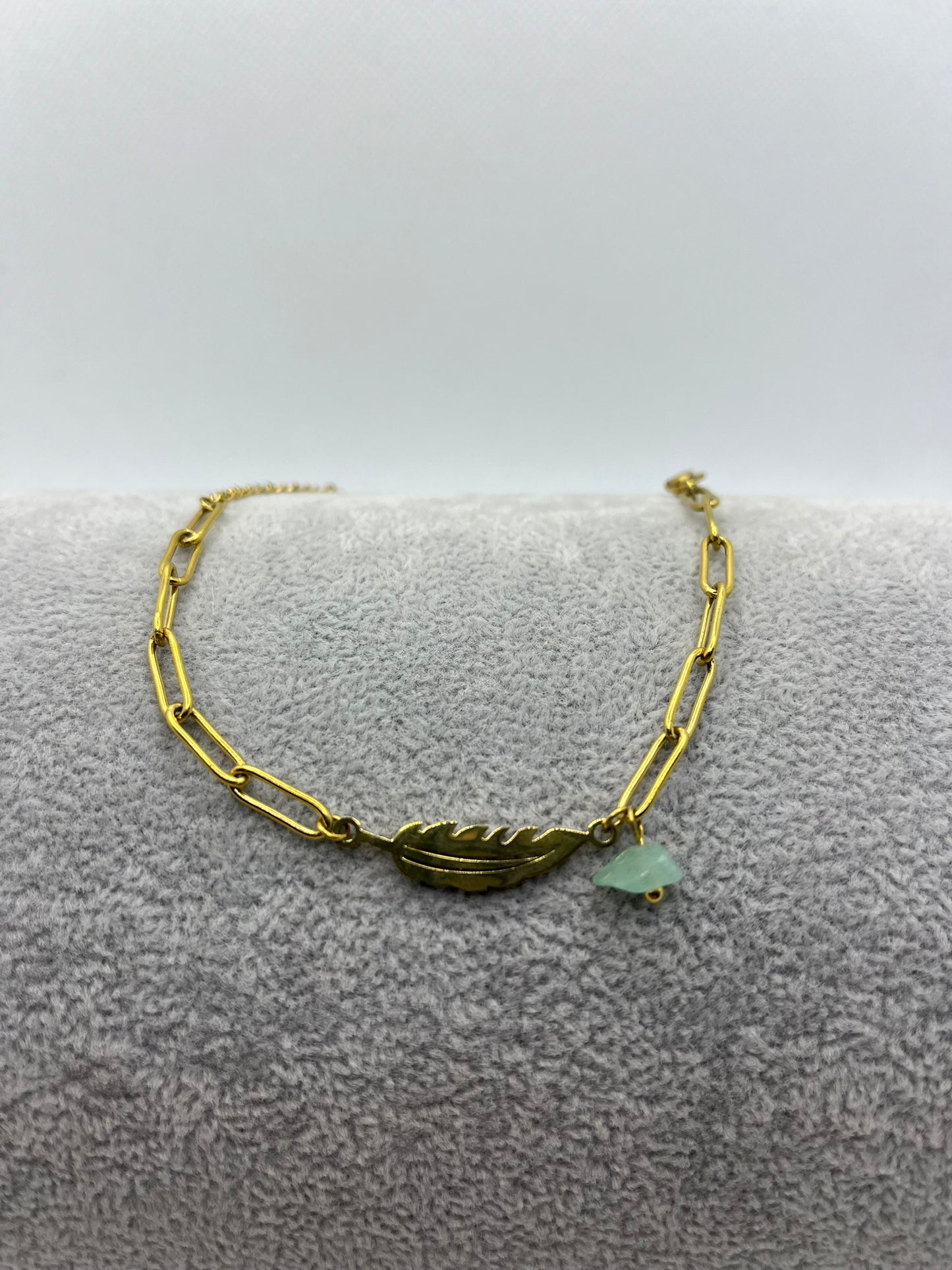 Bracelet Chaine Maillon avec Plume et pierre aventurine - Acier Inoxydable - Doré