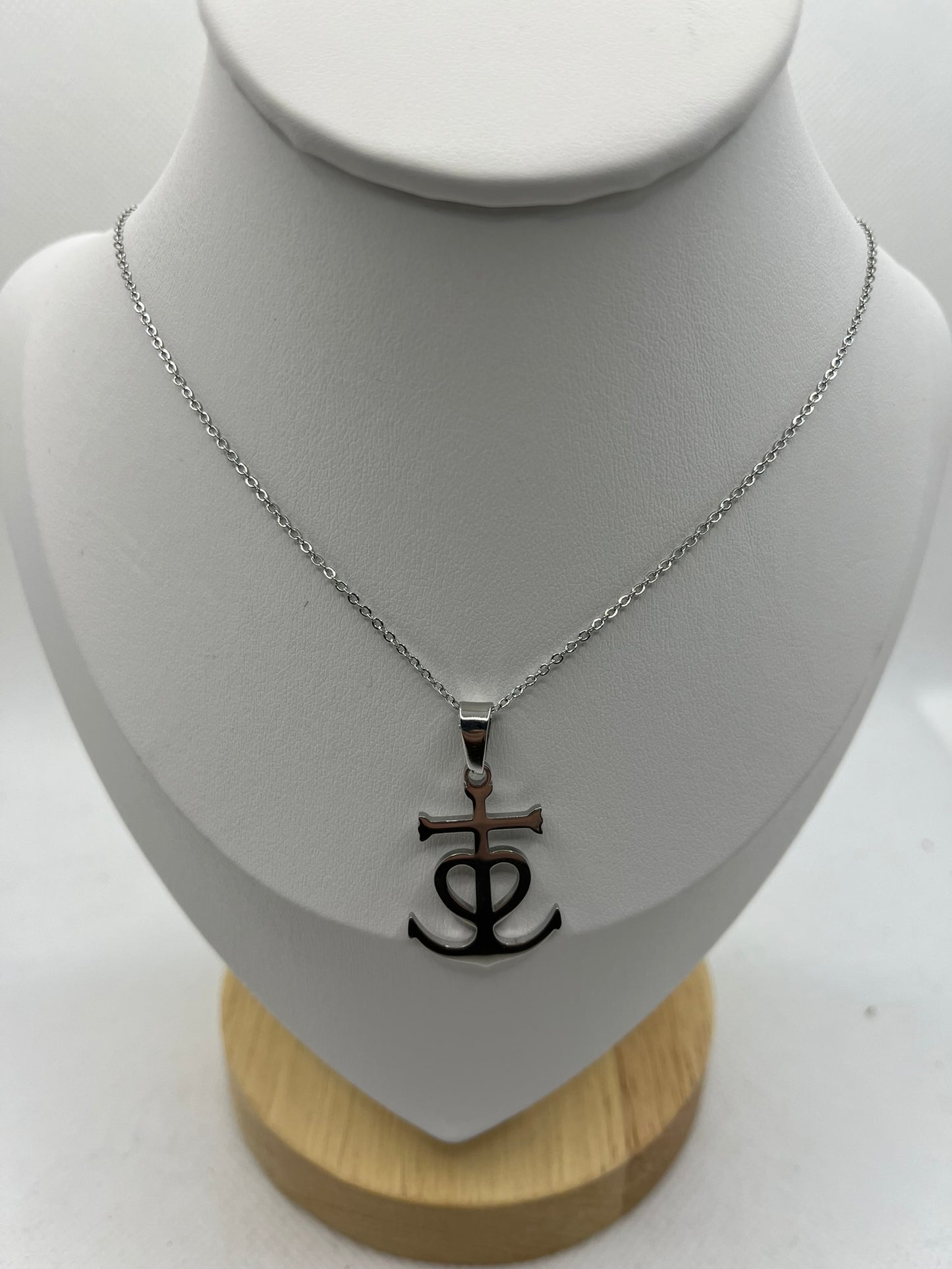 Chaîne fine Argenté avec Pendentif Croix de Camargue - Homme ou Femme