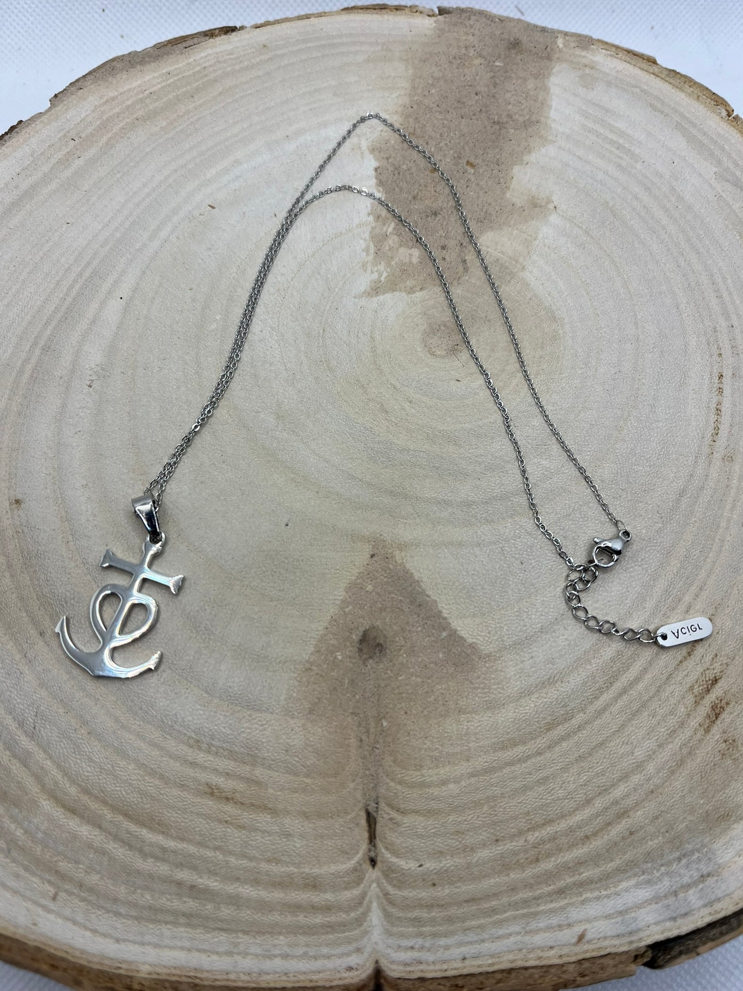 Chaîne fine Argenté avec Pendentif Croix de Camargue - Homme ou Femme