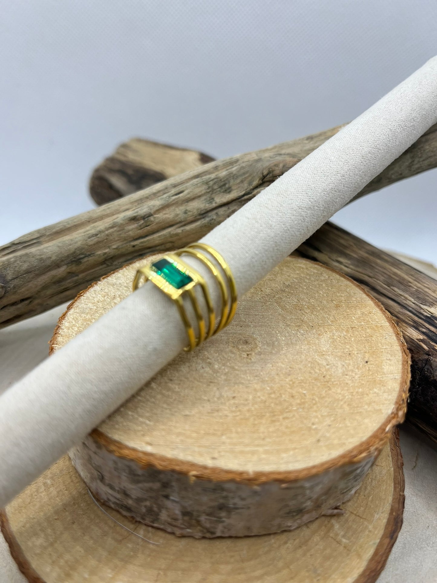 Bague Large Chic et élagante Orné d'un brillant Vert