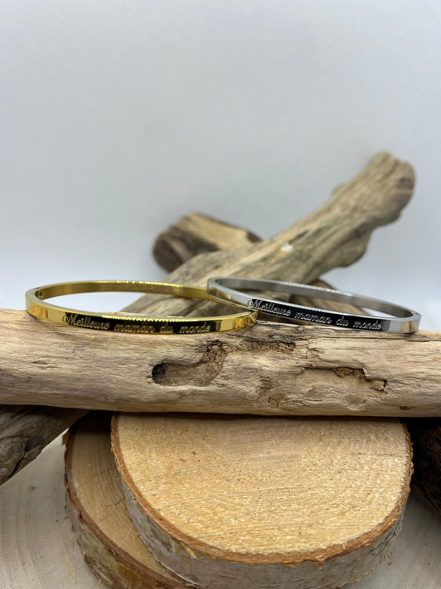 Bracelet Jonc à Message (Meilleure Maman du monde) - Acier Inoxydable Doré ou en Argenté