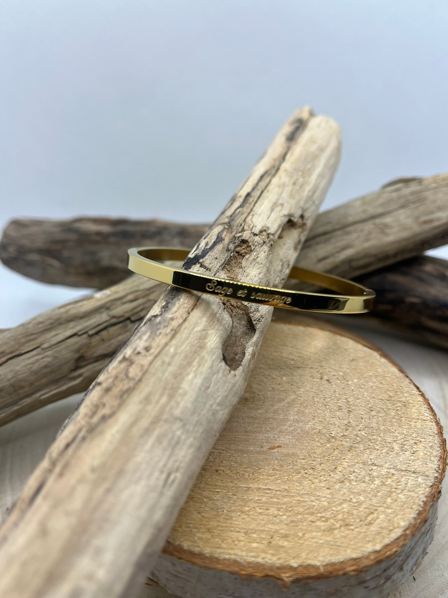 Bracelet Jonc à Message ( Sage et Sauvage ) - Acier Inoxydable Doré ou en Argenté