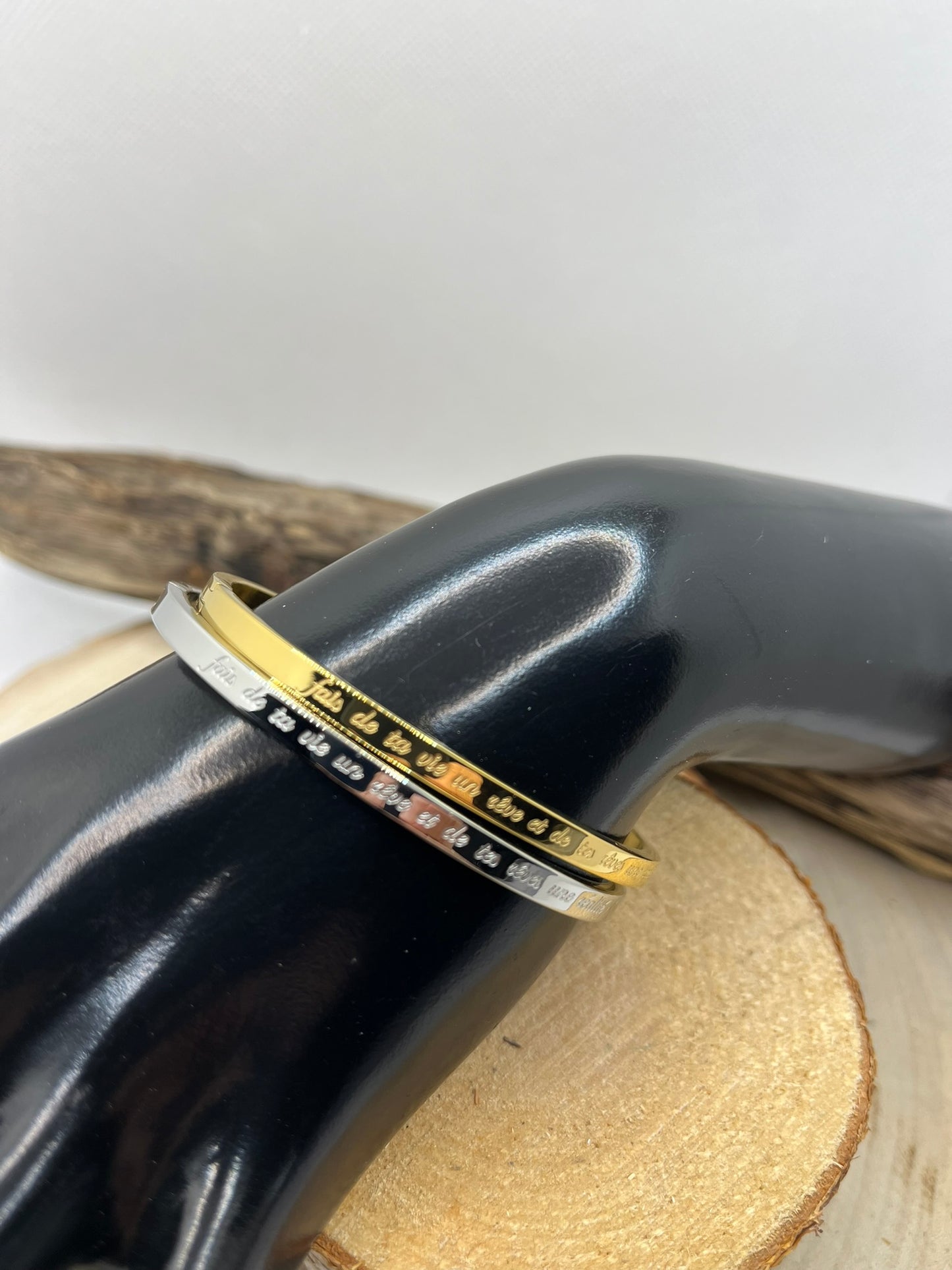Bracelet Jonc Message personnalisée (Fais de ta vie un rêve et de tes rêves une réalité) - Acier Inoxydable Doré ou en Argenté