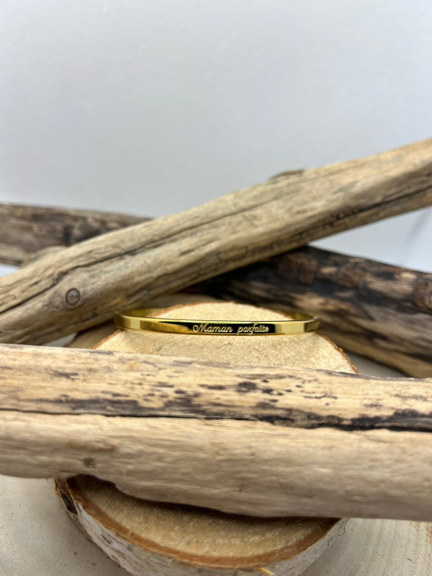 Bracelet Jonc Message personnalisée (Maman parfaite) - Acier Inoxydable Doré ou en Argenté