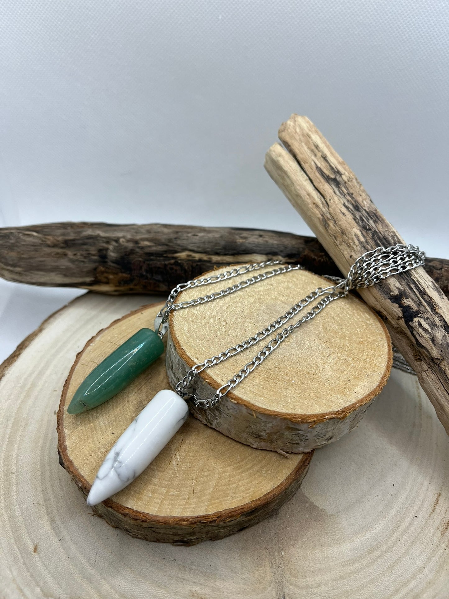 Collier Chaine Maillon en Acier inoxydable Argenté - Pendentif en Pierre Naturelle de Howlite et d'aventurine